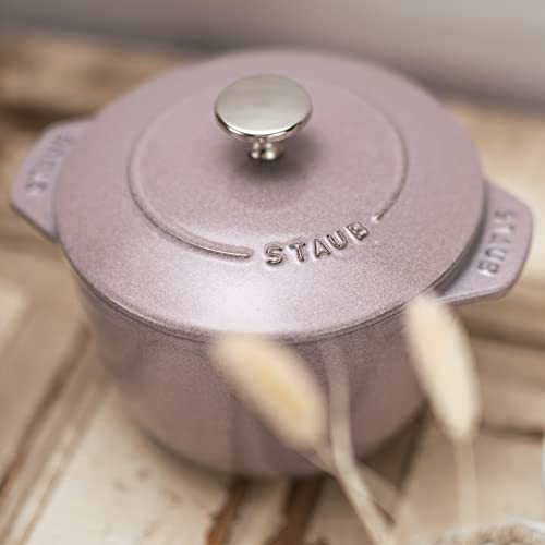 STAUB Cast Iron 1.5-qt Petite French Oven - Lilac