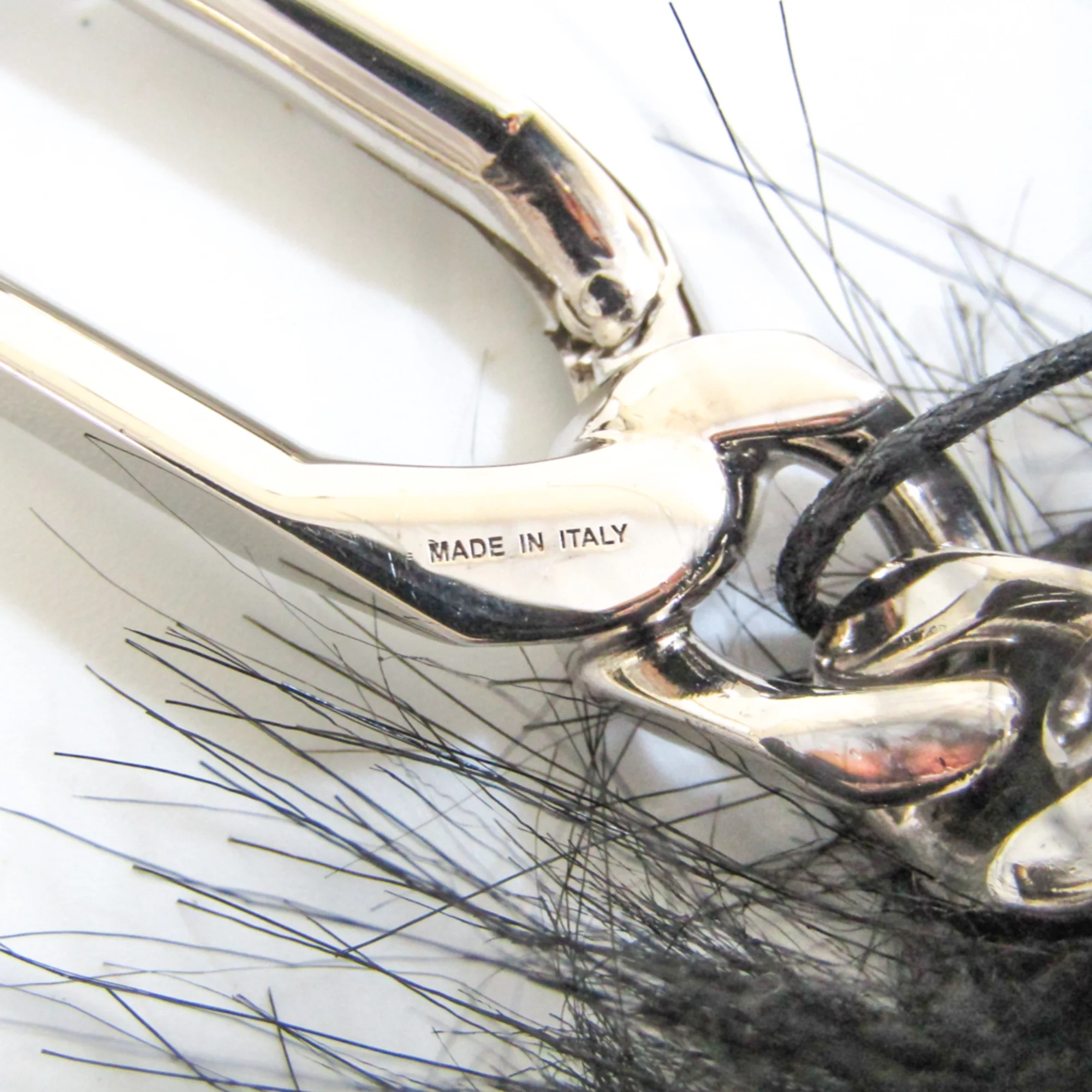 Pre-Owned Burberry Keyring (Black,Brown) (Good)