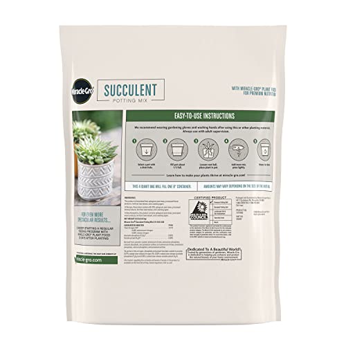 Miracle-Gro Houseplant Potting Mix - Fertilized Soil, Designed to be Less Prone to Gnats, 4 qt. (2-Pack)