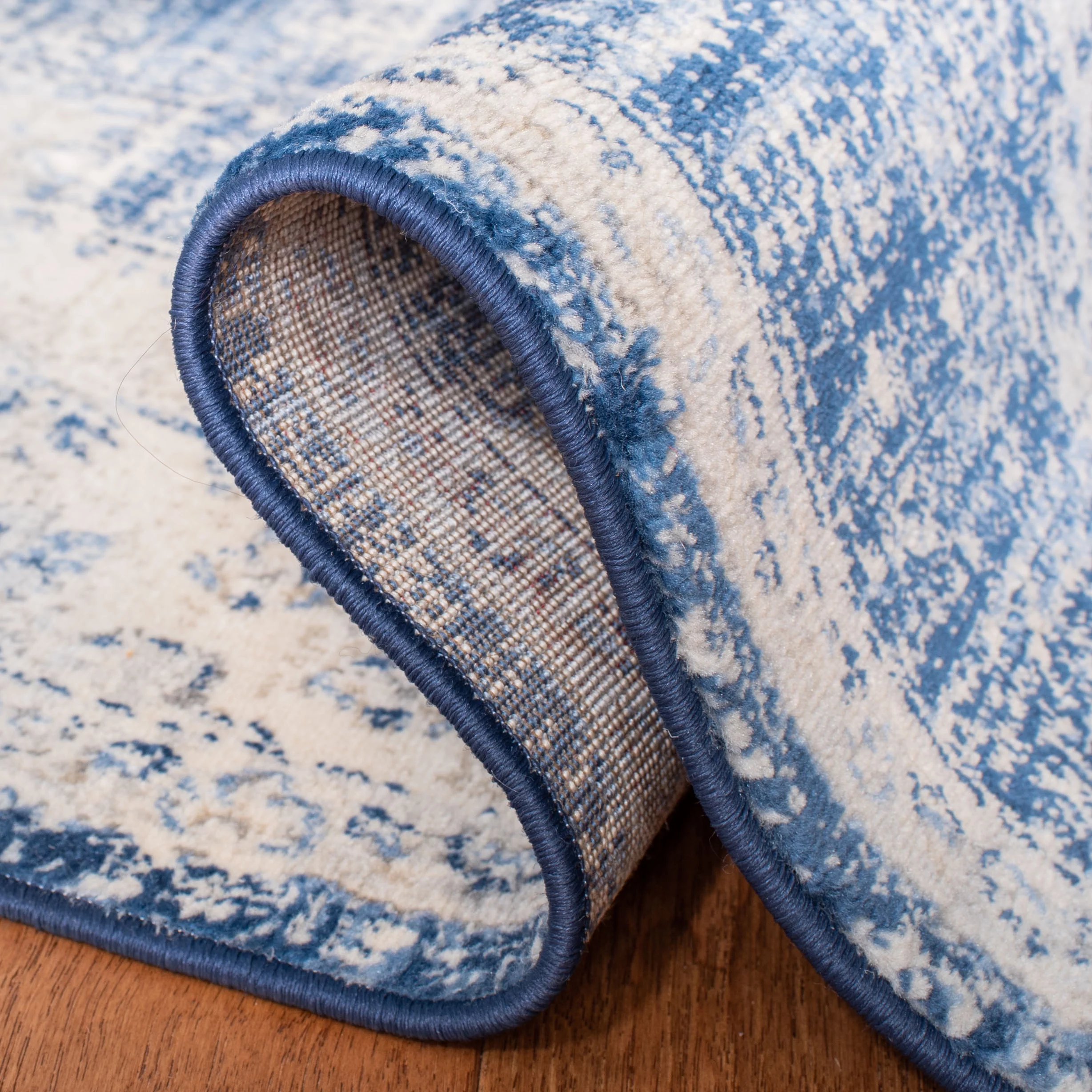 SAFAVIEH Brentwood Jameson Floral Bordered Runner Rug, 2' x 20', Ivory/Navy