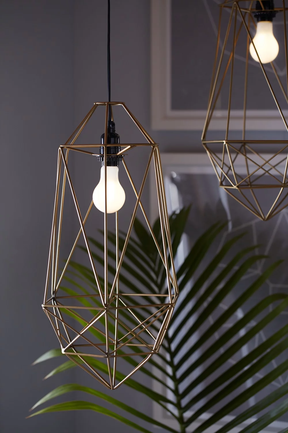 GE LED Daylight 10 Watt (60 Watt Equivalent) General Purpose A19 Light Bulbs, Medium Base, Dimmable (2 Pack)