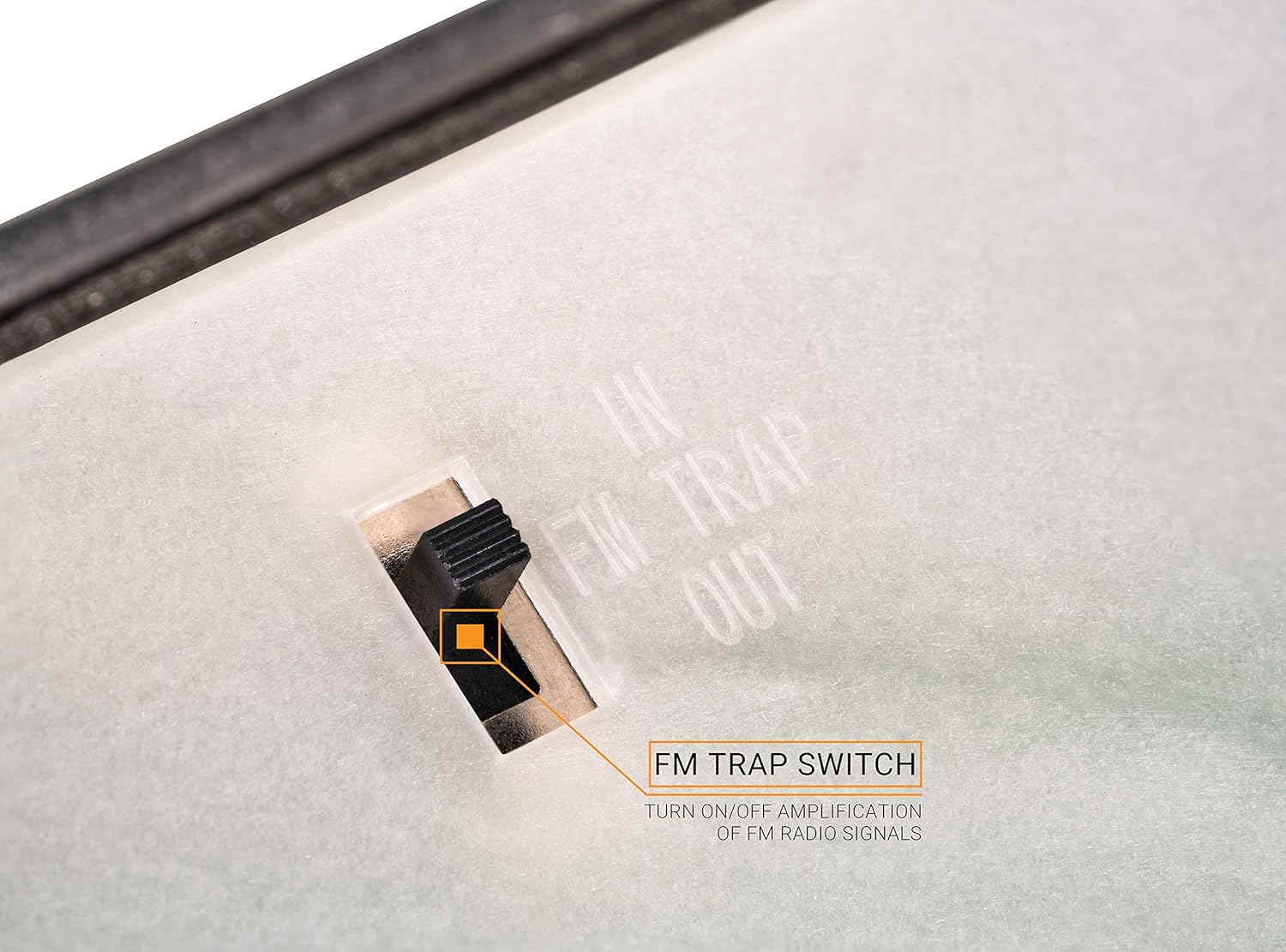 Channel Master CM-7777V3 Titan 2 High Gain TV Antenna Preamplifier [Version 3]