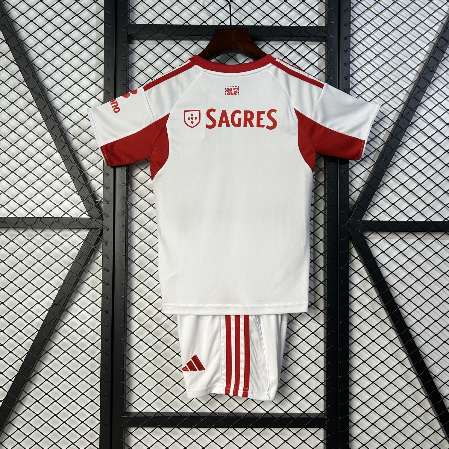 Benfica 25/26 third kids jersey kit