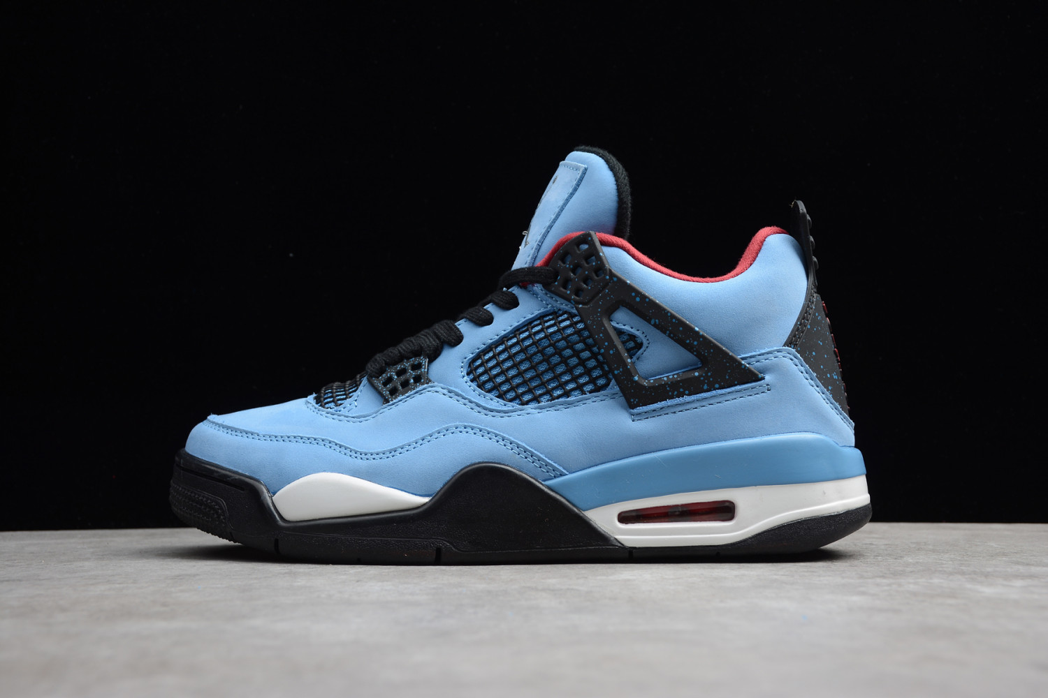 JORDAN 4