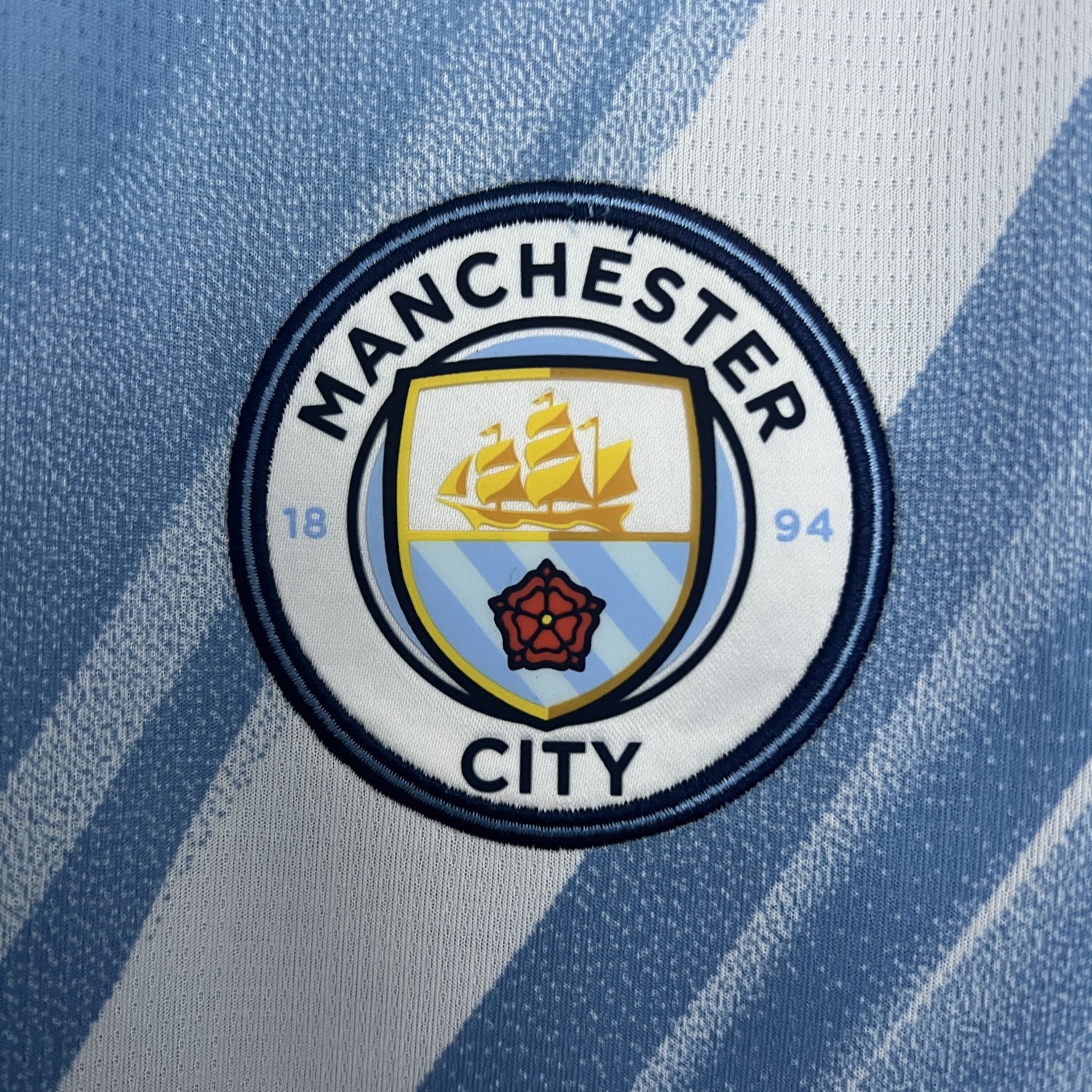 Manchester City 25/26 home jersey kit shirt