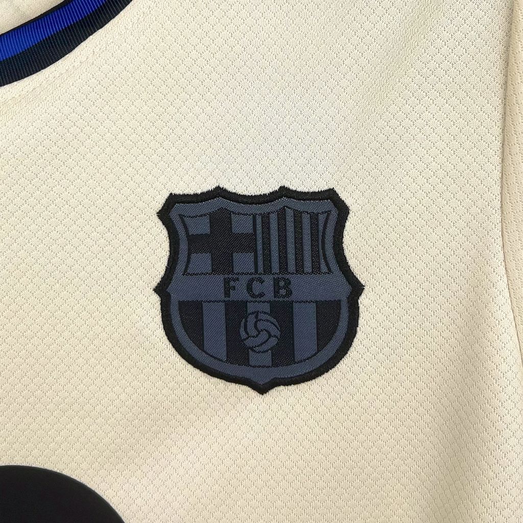 Barcelona 25/26 away kids jersey kit