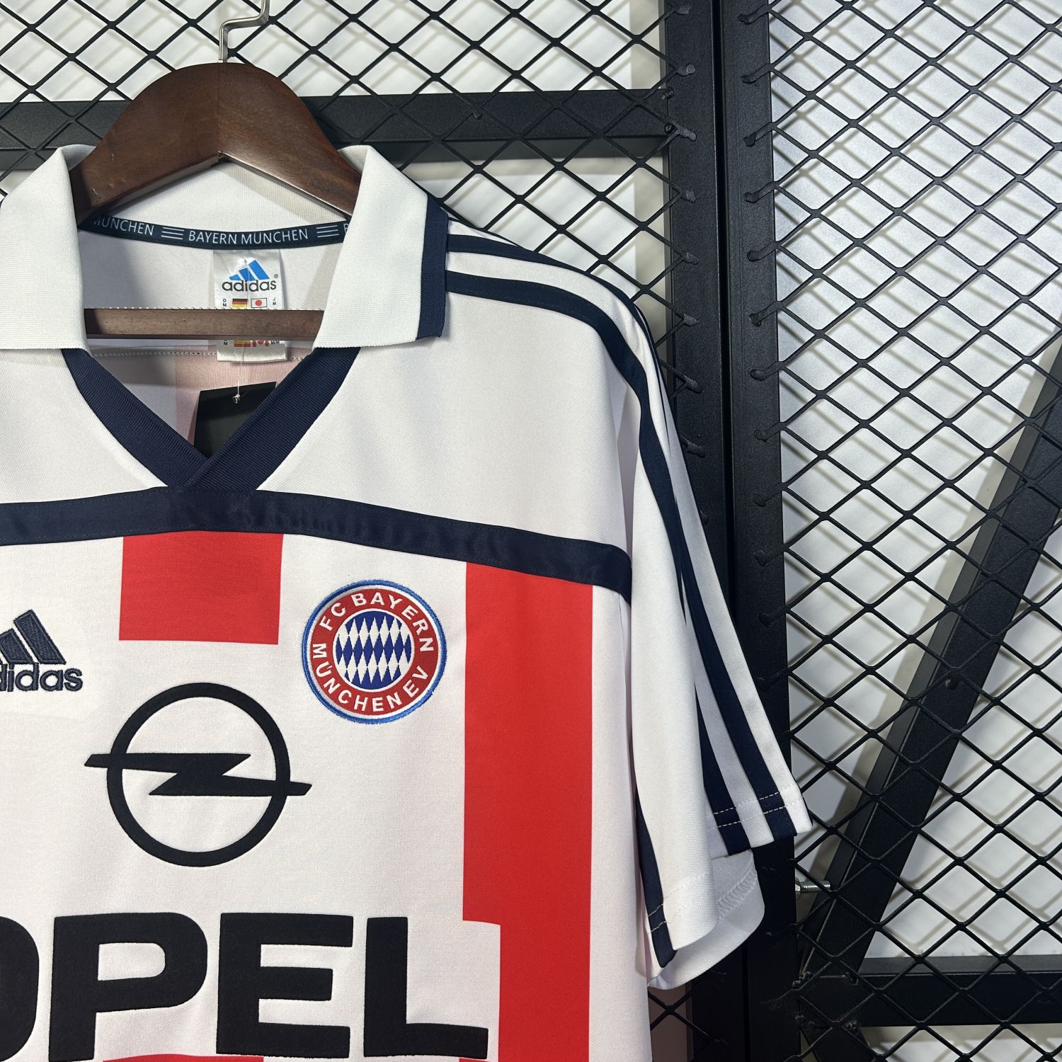 Bayern Munich 00/02 away Retro jersey kit shirt
