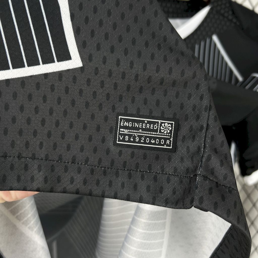 Barcelona 25/26 black Special Edition jersey kit shirt