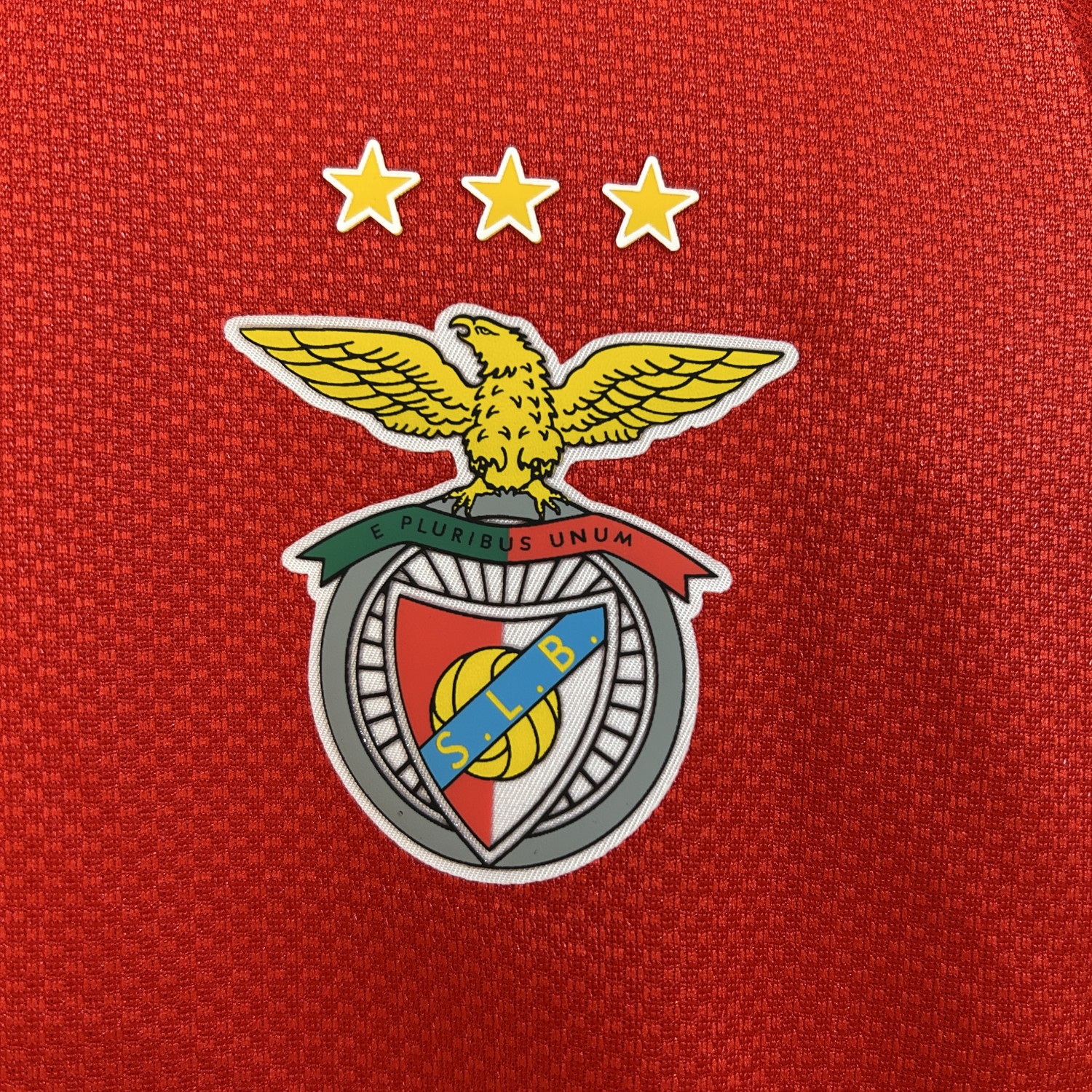 Benfica 25/26 home kids jersey kit