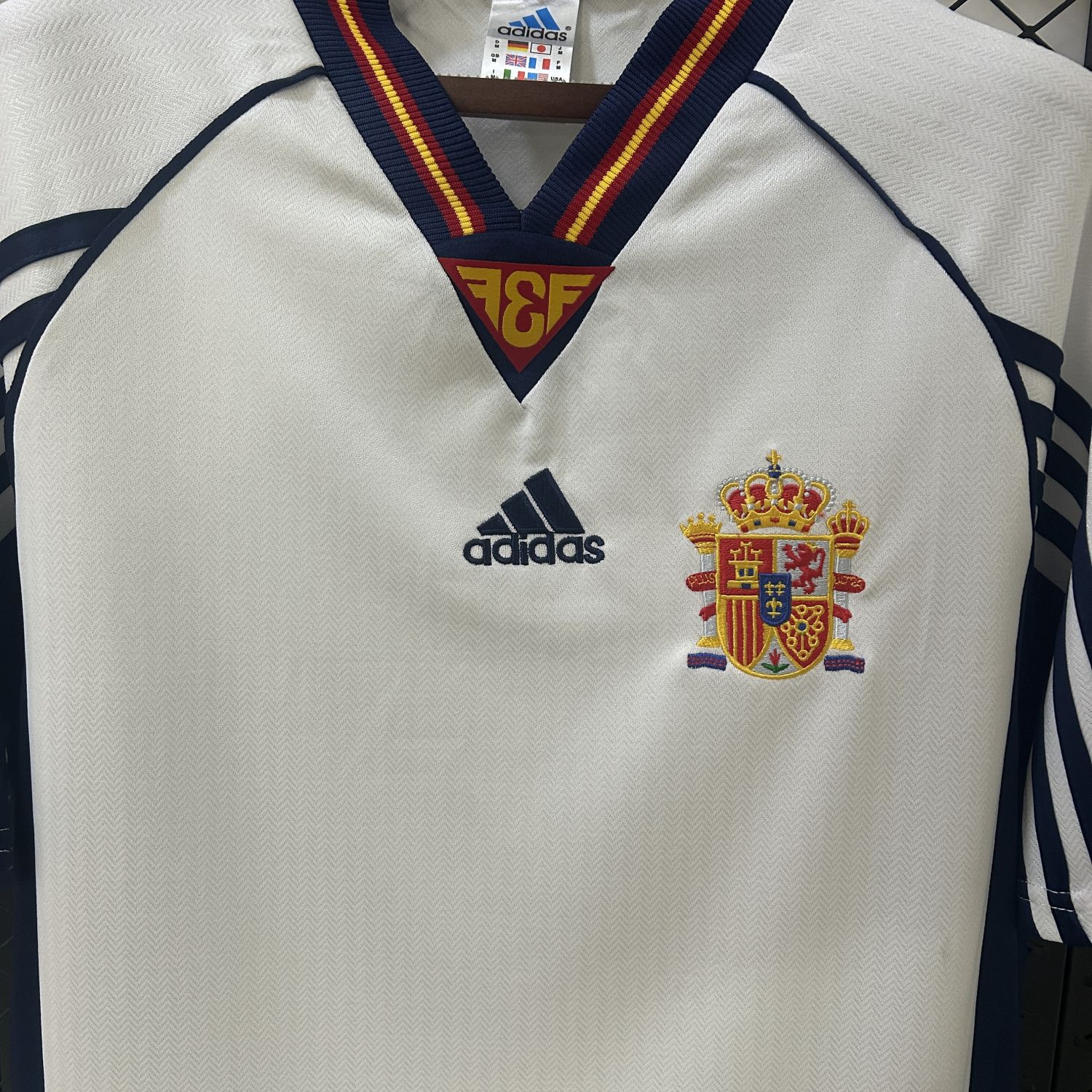 Spain 1998 away retro jersey shirt kit