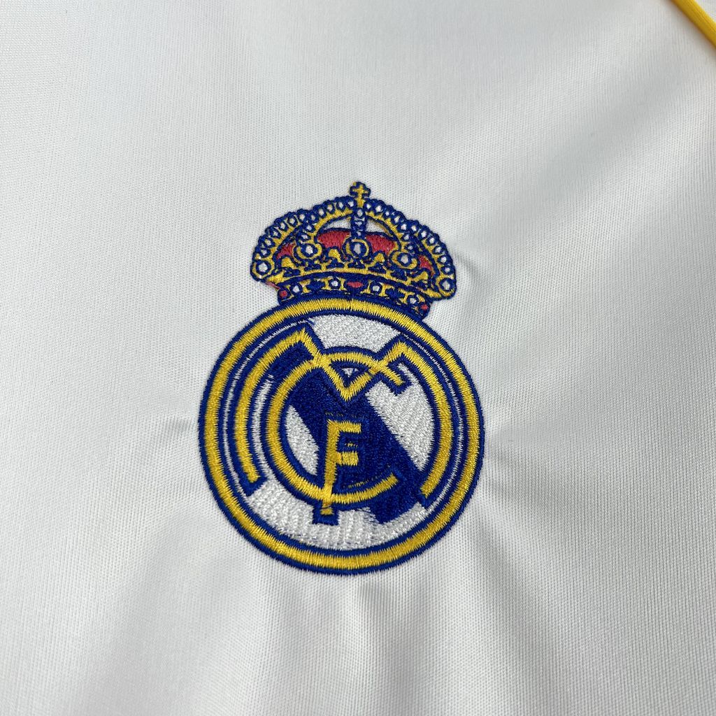 Real Madrid 25/26 home jersey kit shirt