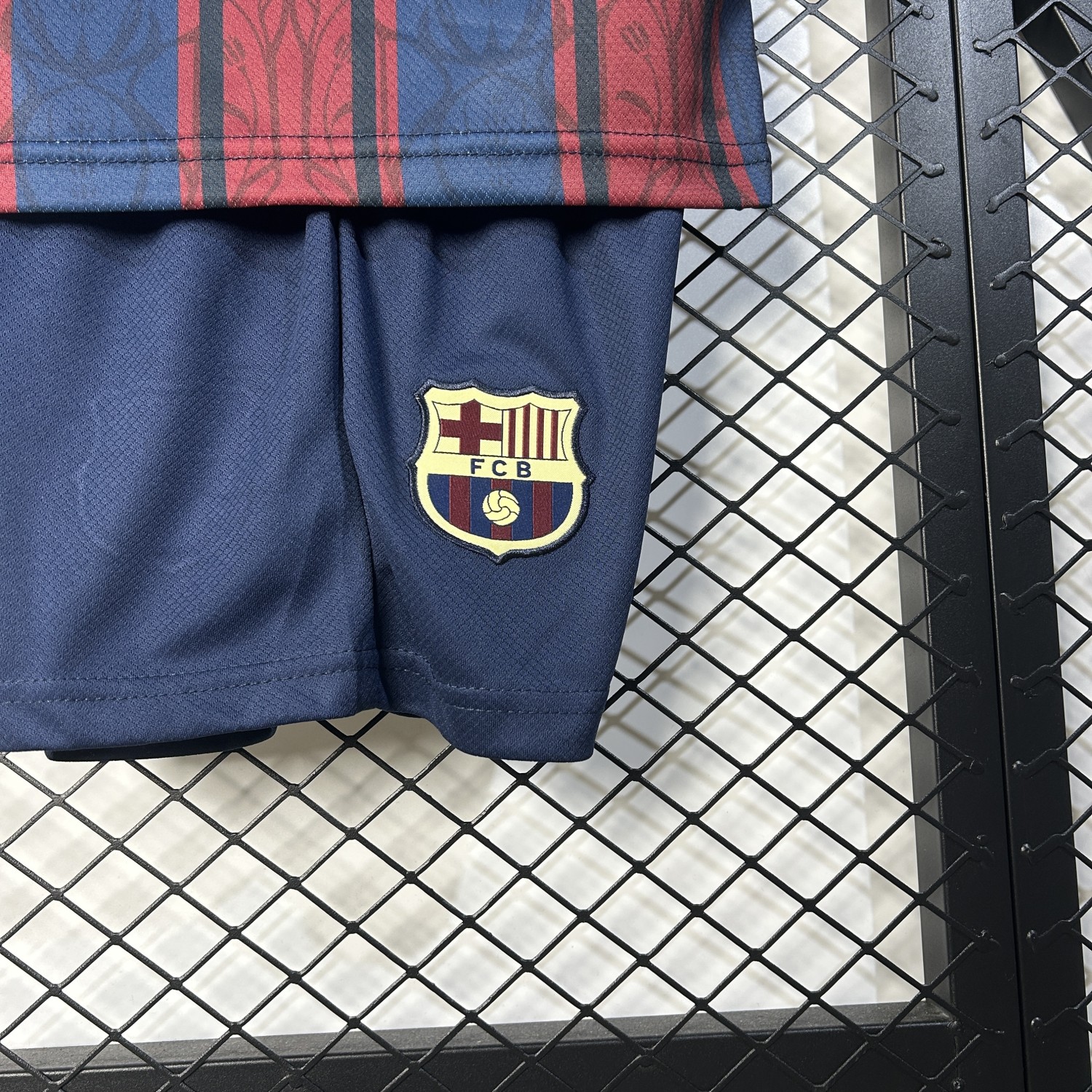 Barcelona 125th anniversary kids jersey kit