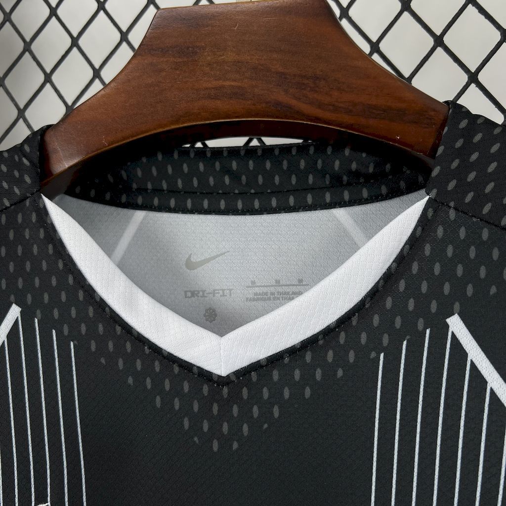 Barcelona 25/26 black Special Edition jersey kit shirt