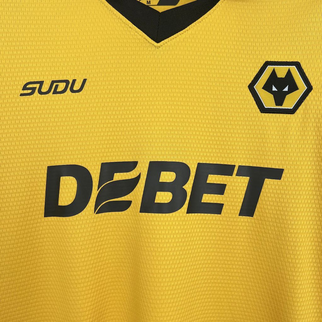 Wolves 25/26 home jersey kit shirt