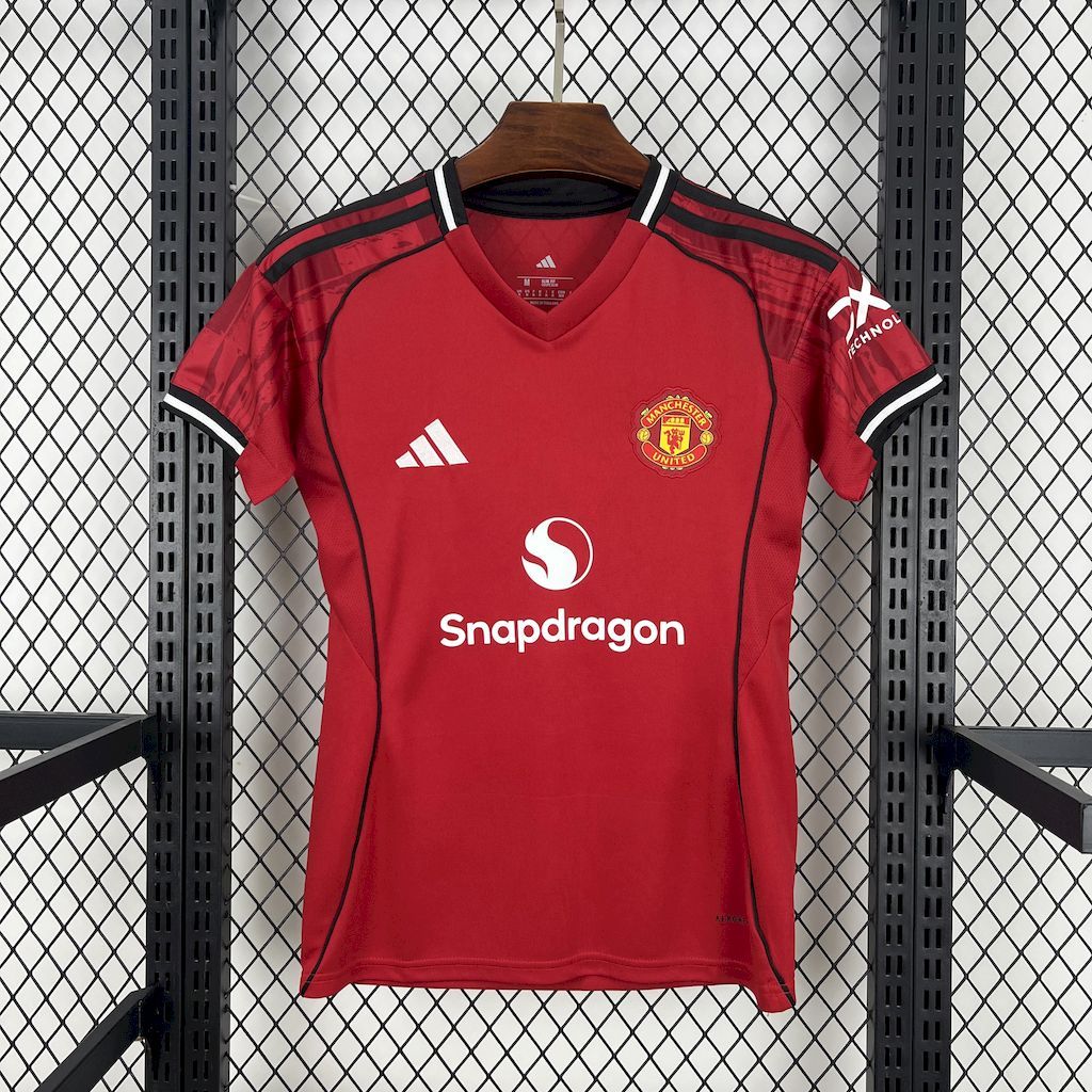 Manchester United 25/26 home women jersey kit shirt