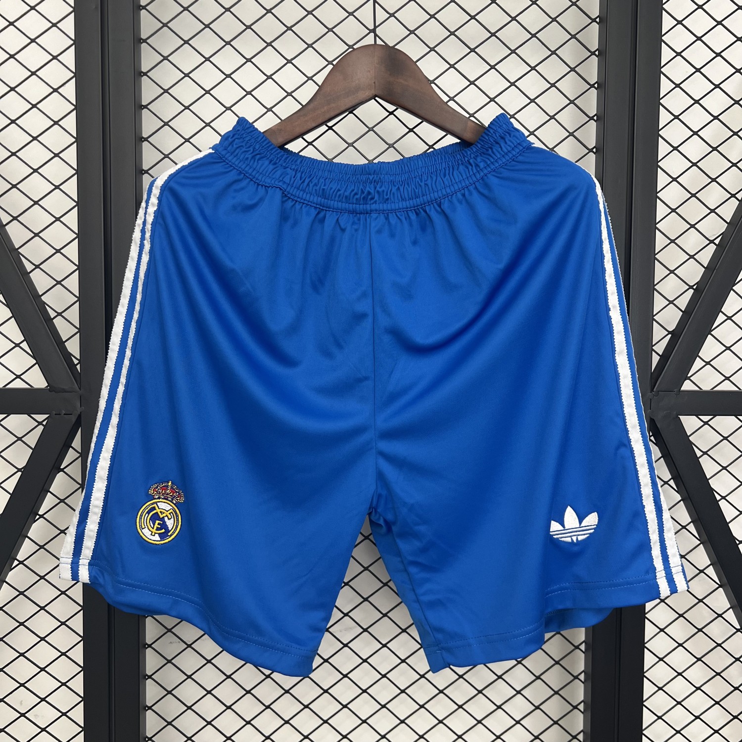 Real Madrid 25/26 jersey kit shorts
