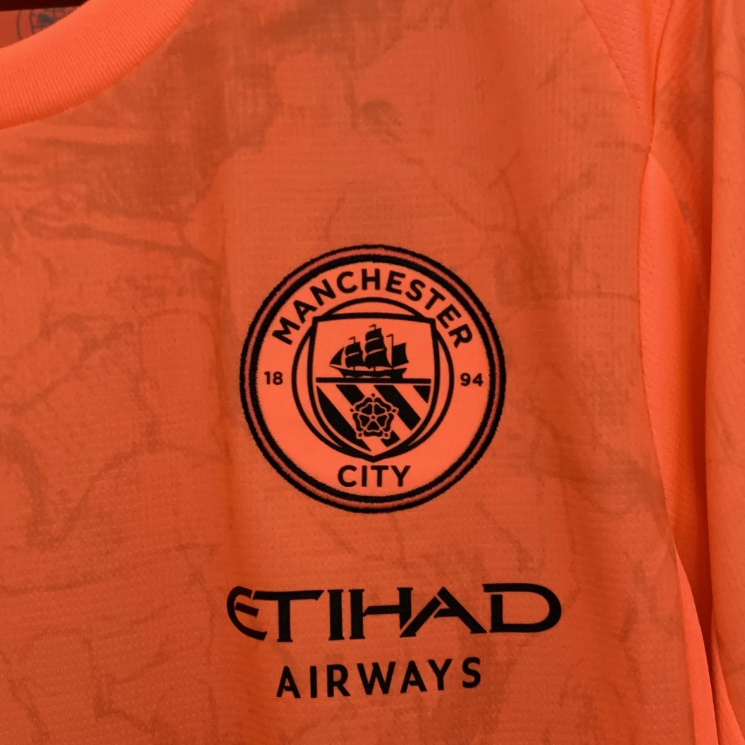 Manchester City 25/26 away orange jersey kit shirt