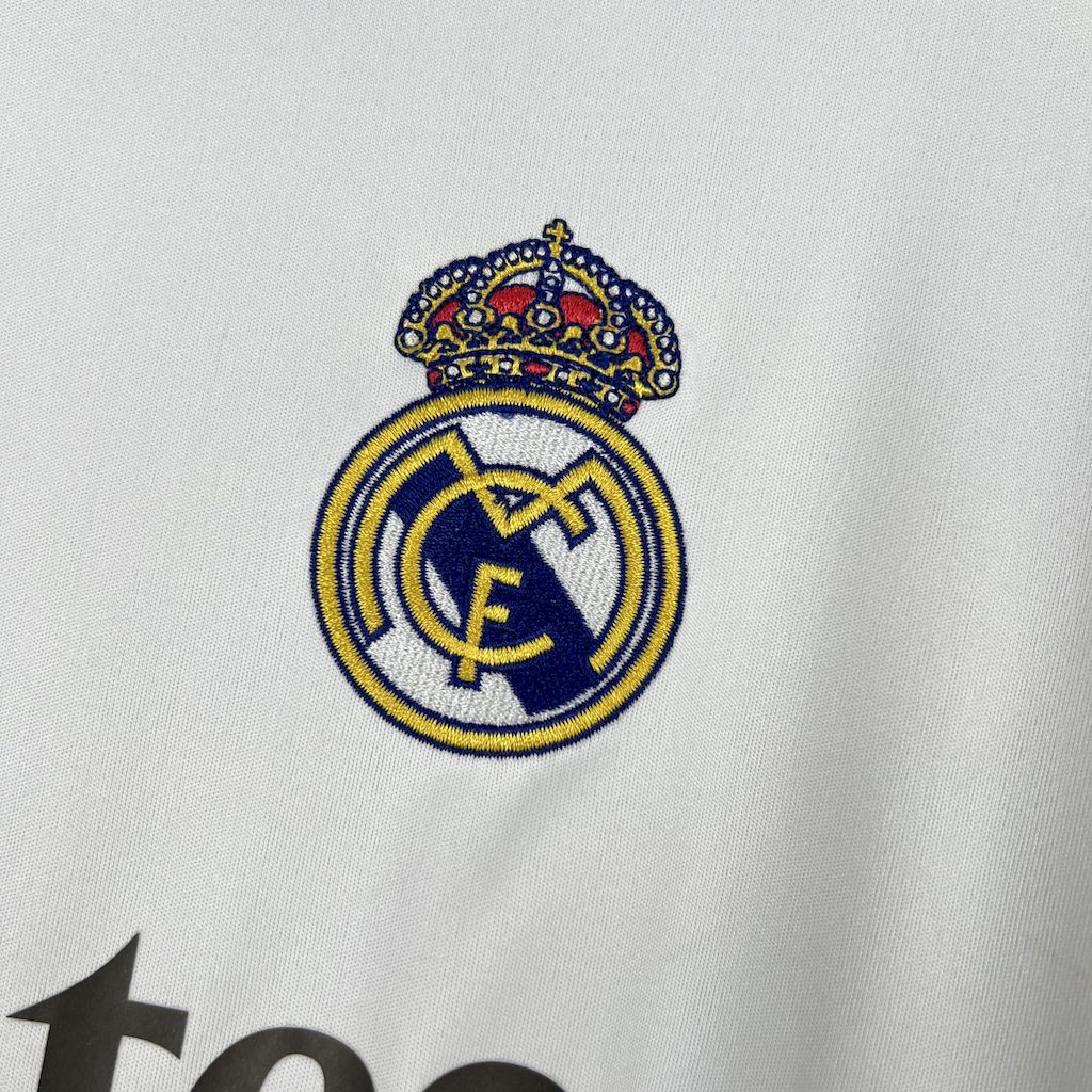 Real Madrid 25/26 Home Long Sleeves jersey kit