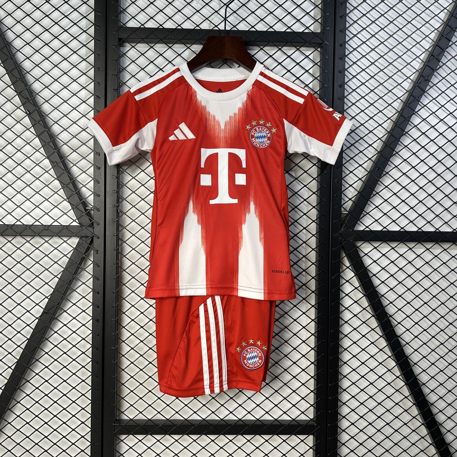 Bayern Munich 25/26 home Kids jersey kit