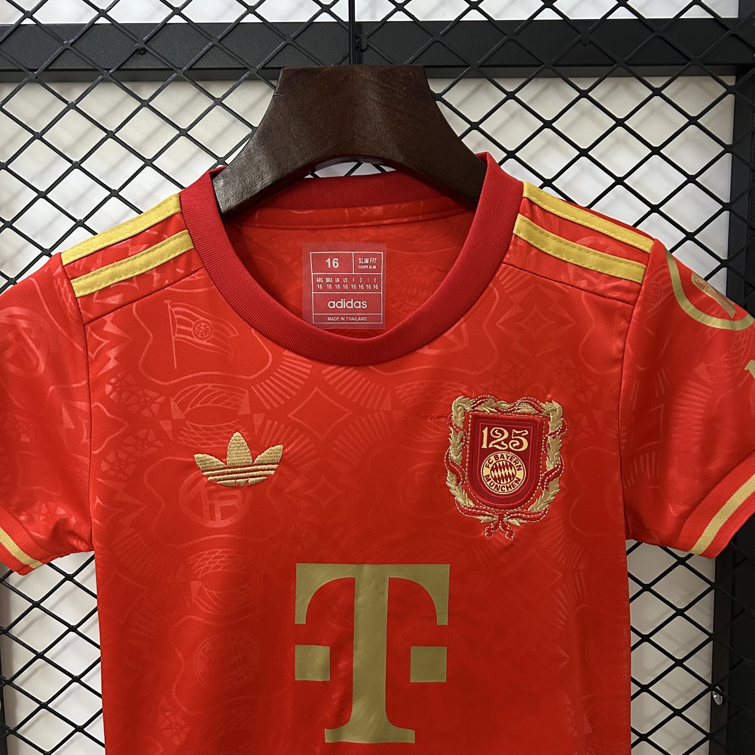 Bayern Munich 125th Kids jersey kit shirts