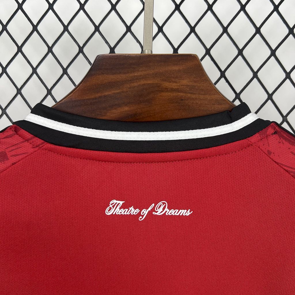 Manchester United 25/26 home women jersey kit shirt