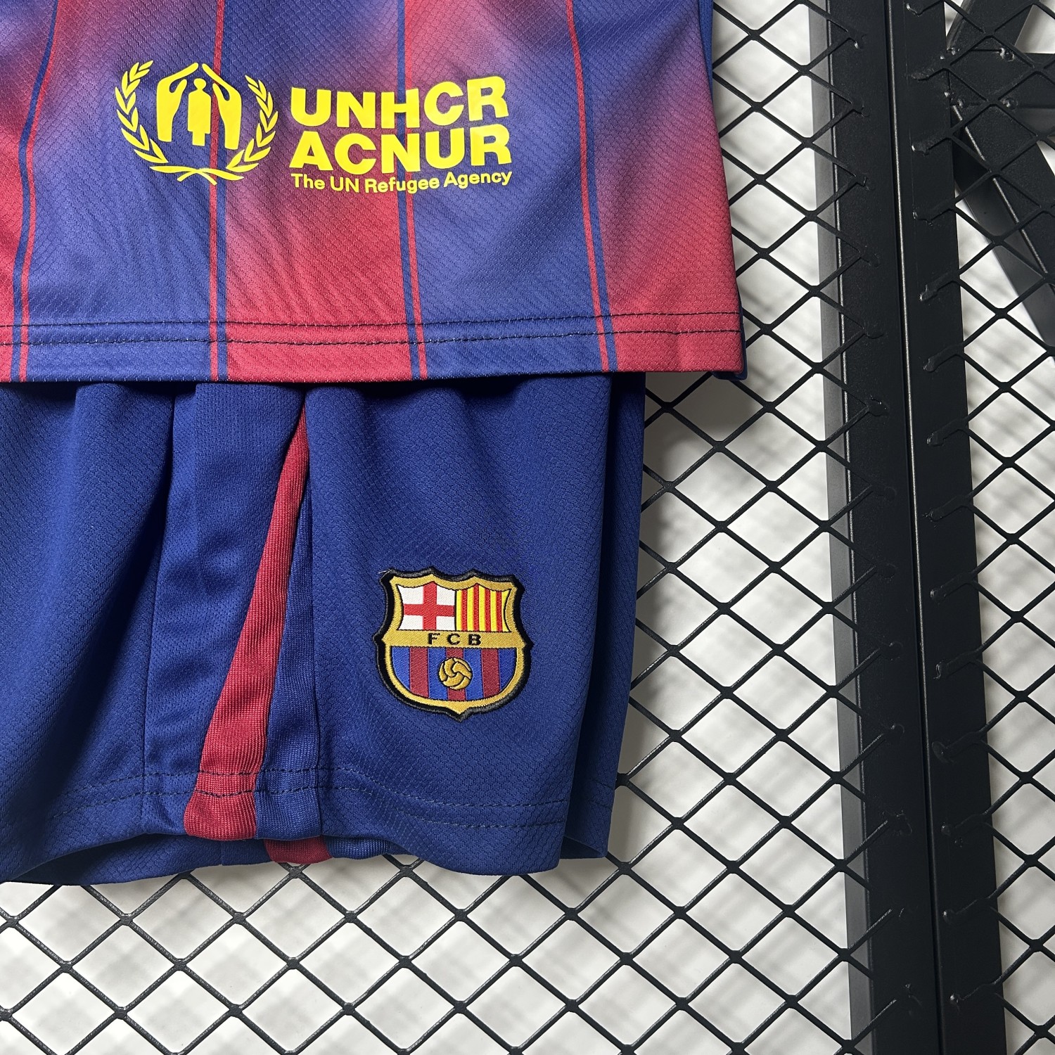 Barcelona 25/26 home kids jersey kit