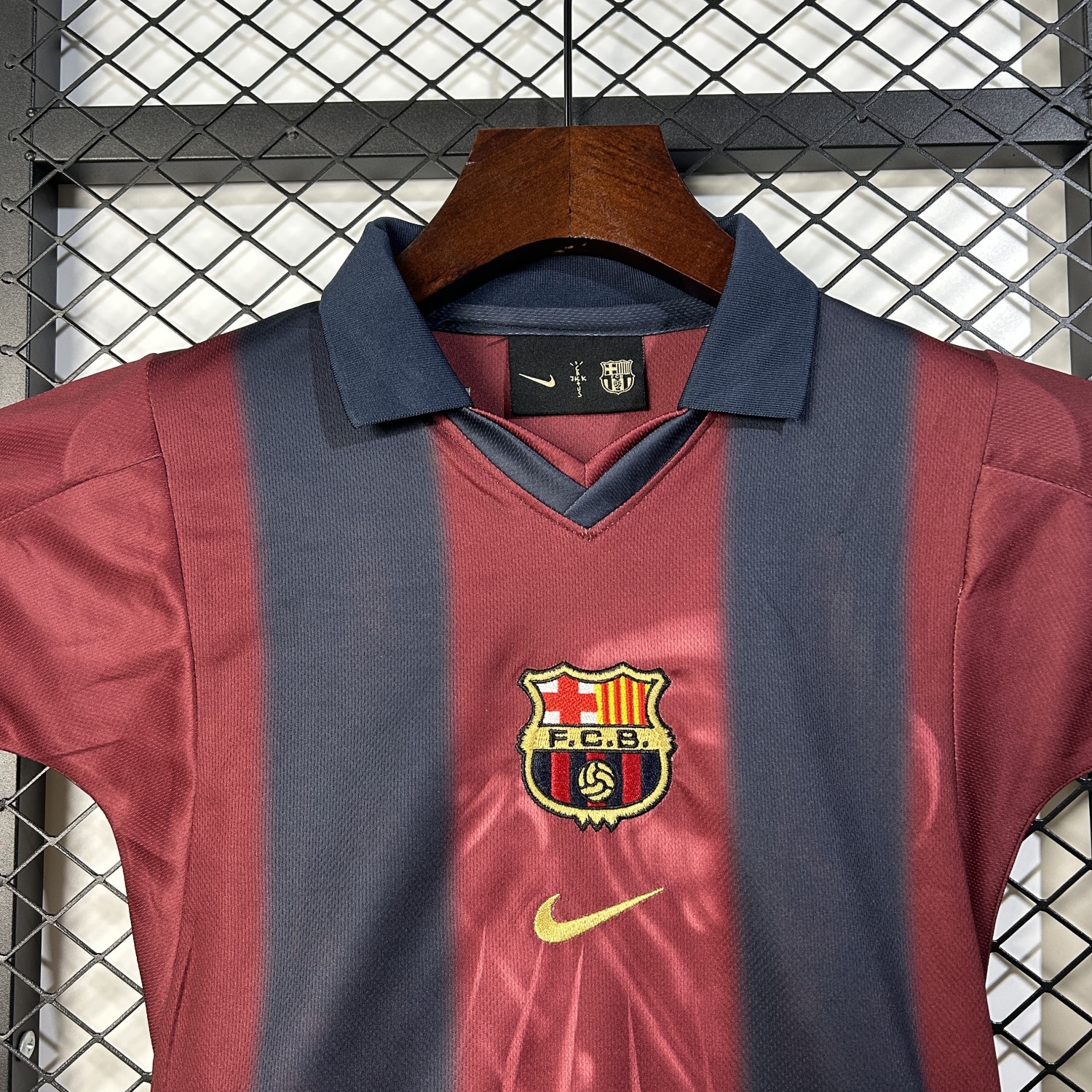 BarcelonaTravis Scott special kids jersey kit