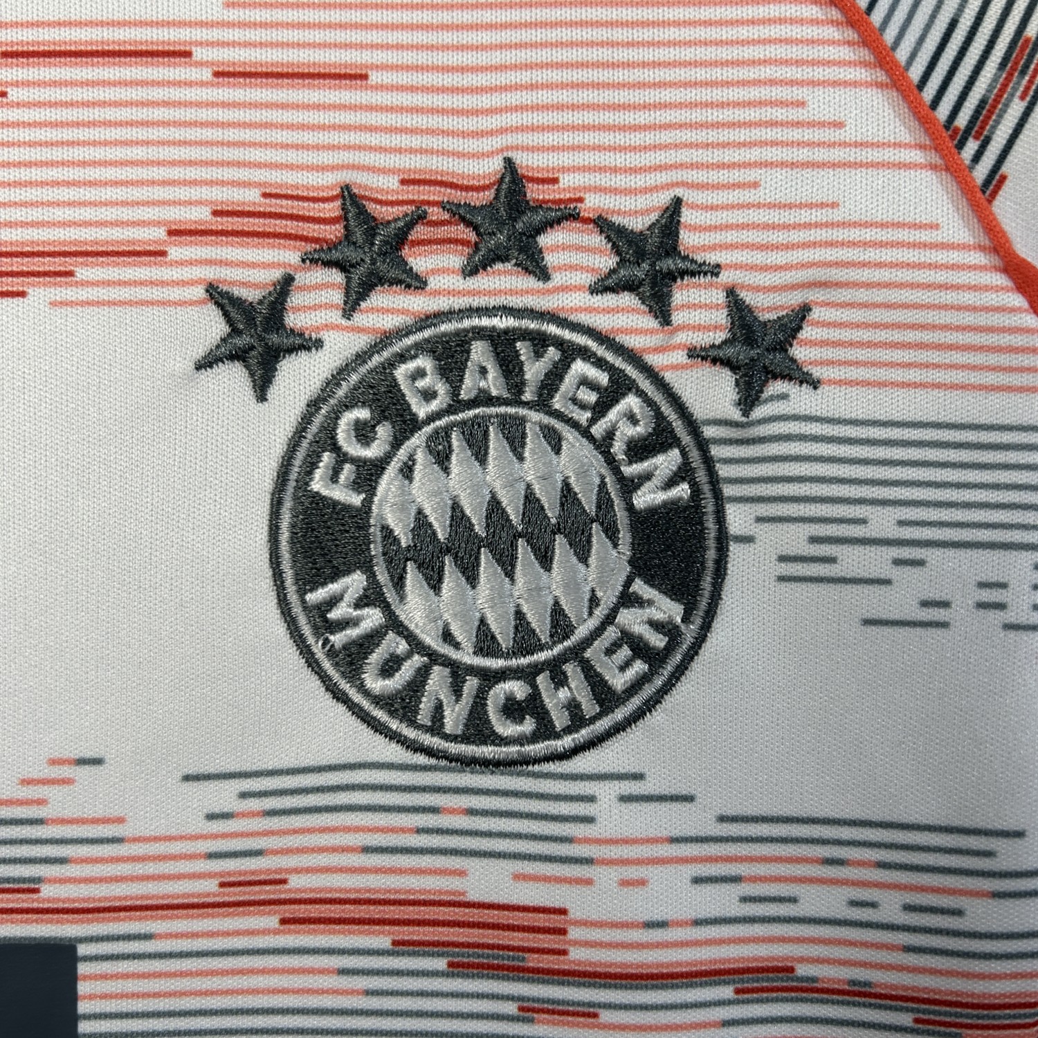 Bayern Munich 25/26 away Kids jersey kit