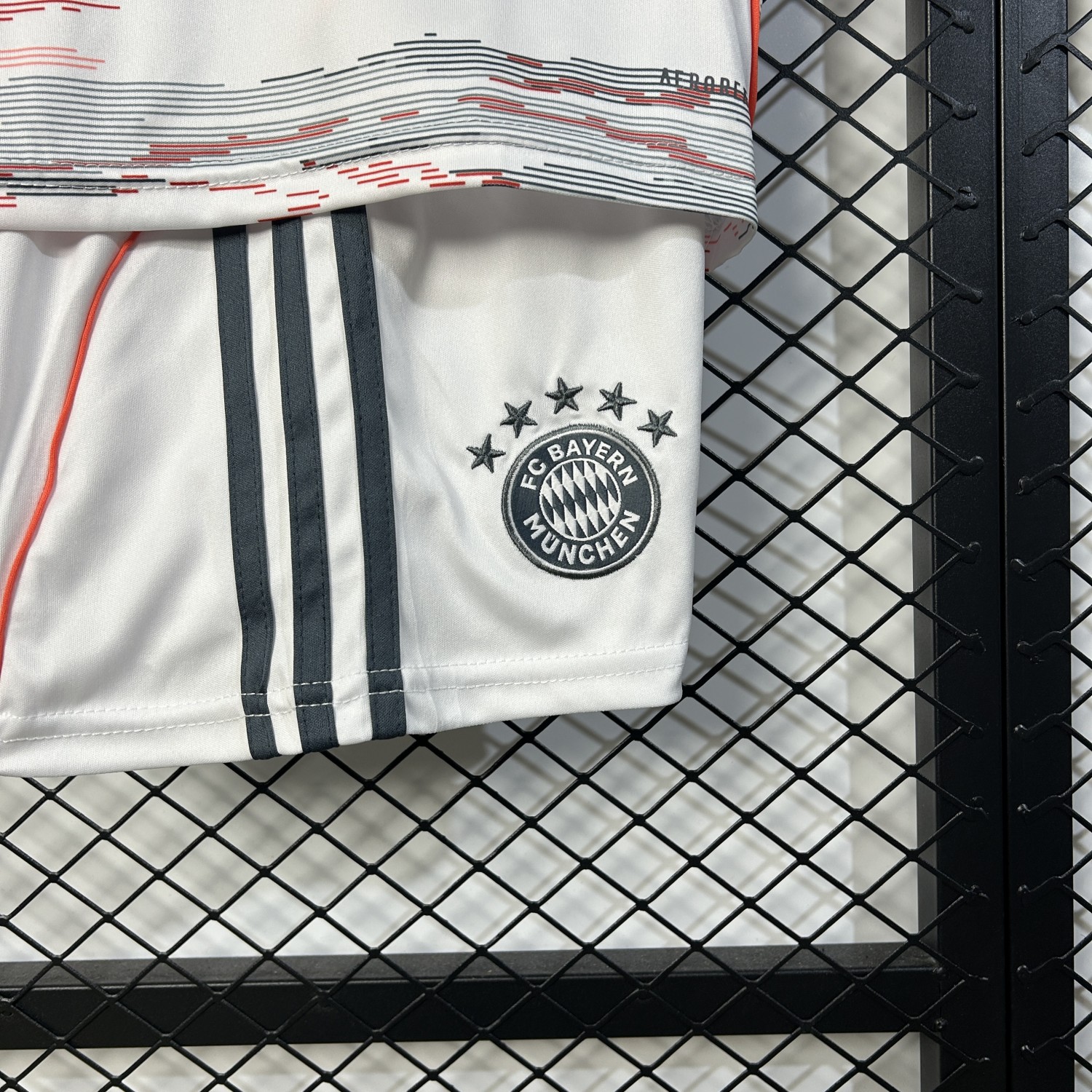 Bayern Munich 25/26 away Kids jersey kit