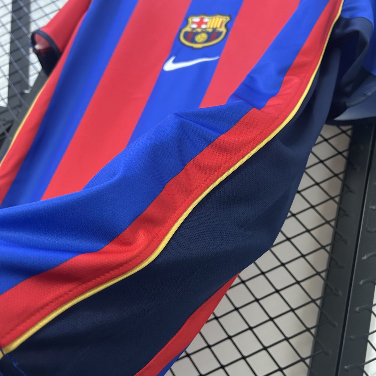 Barcelona 01/02 home Retro jersey kit shirt
