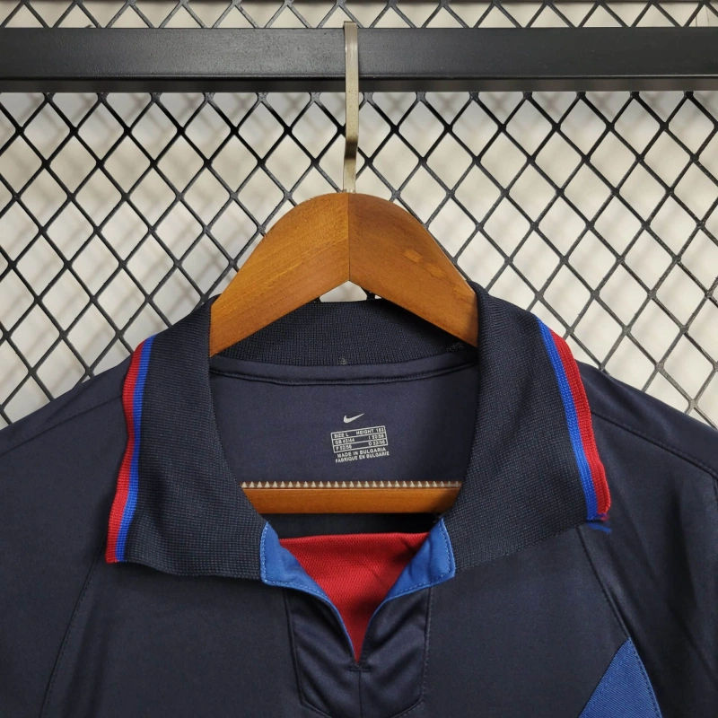 Barcelona 02/03 third Retro jersey kit shirt