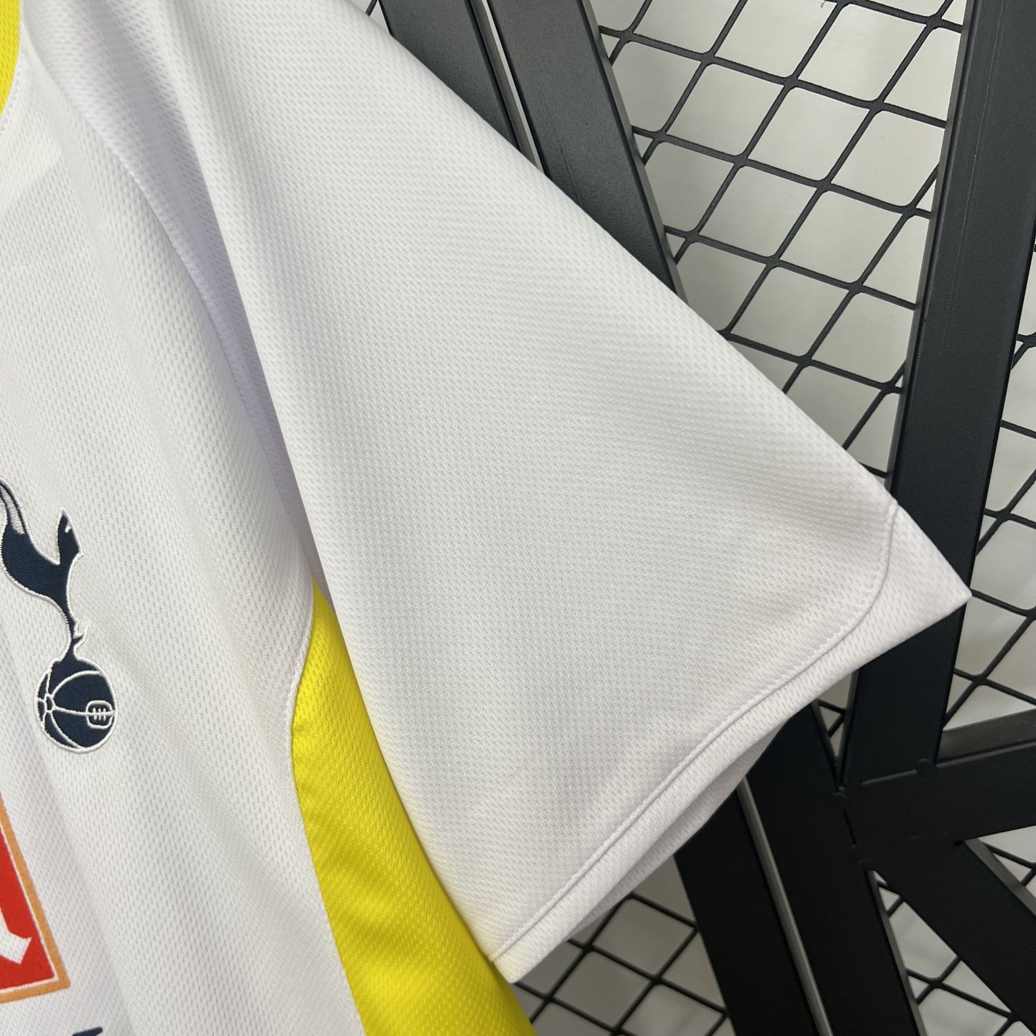 Tottenham Hotspur 09/10 home retro jersey kit shirt