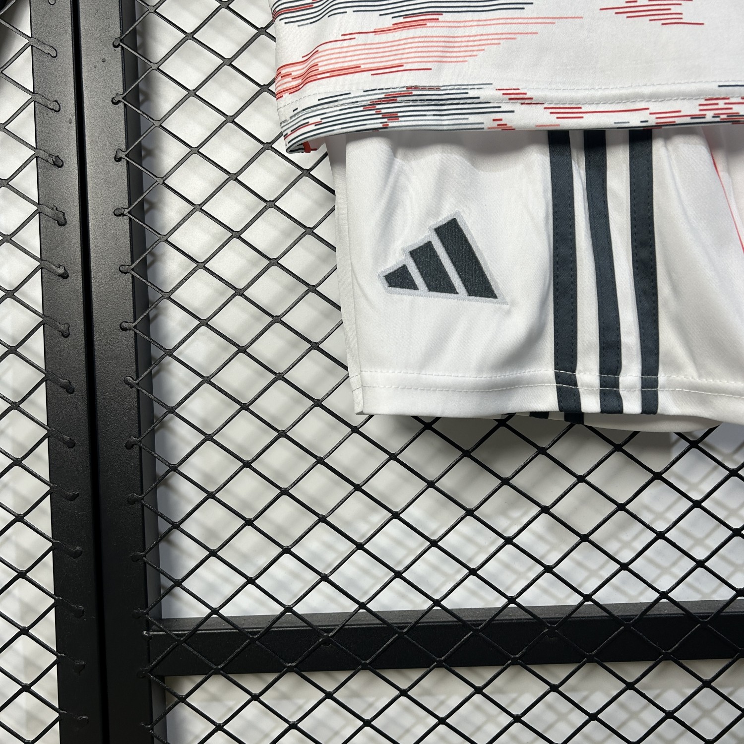 Bayern Munich 25/26 away Kids jersey kit