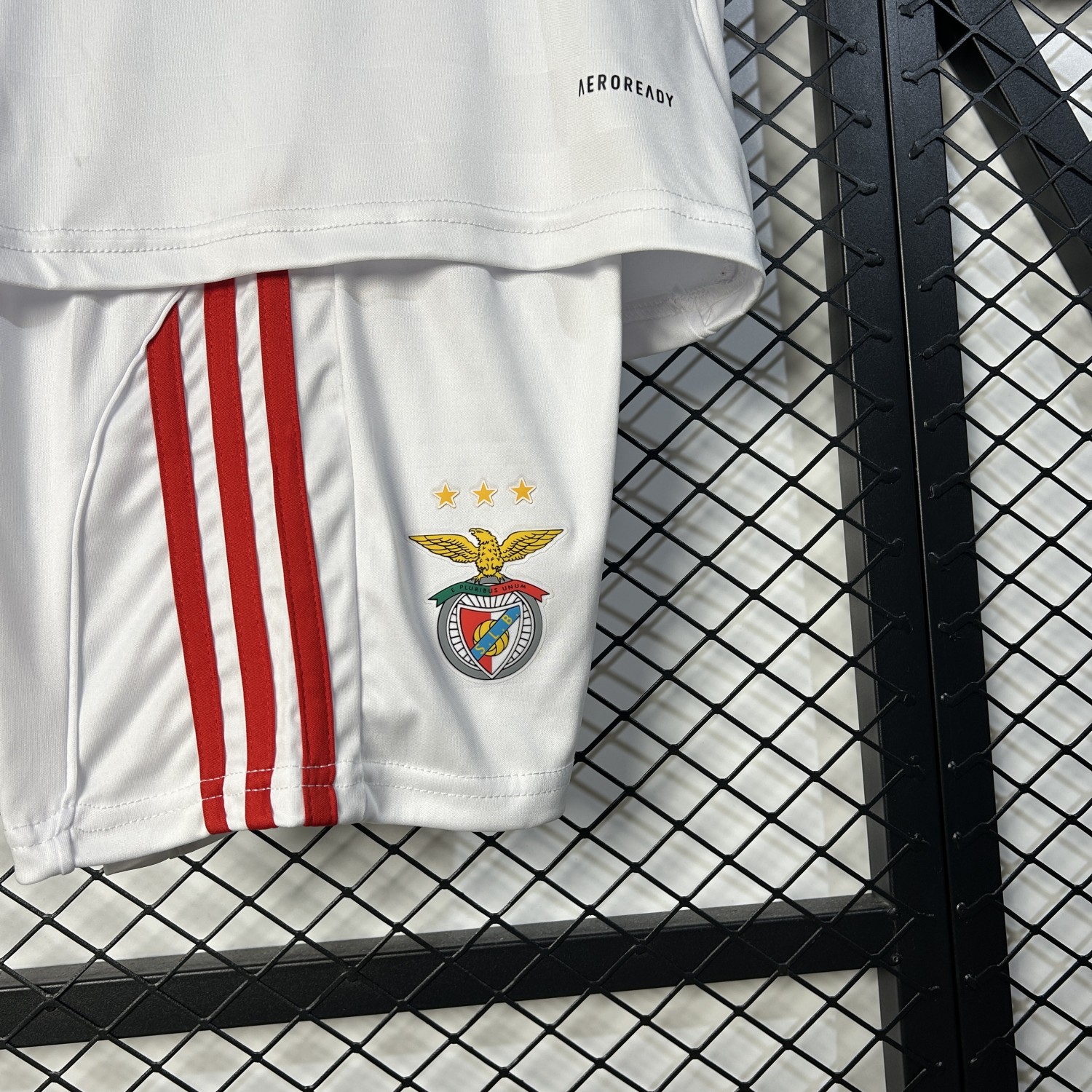 Benfica 25/26 third kids jersey kit