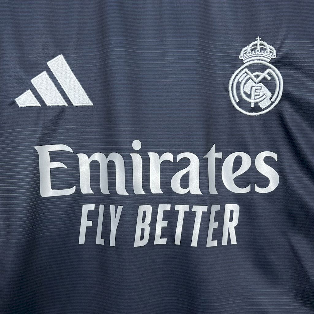 Real Madrid 25/26 away Long Sleeves jersey kit