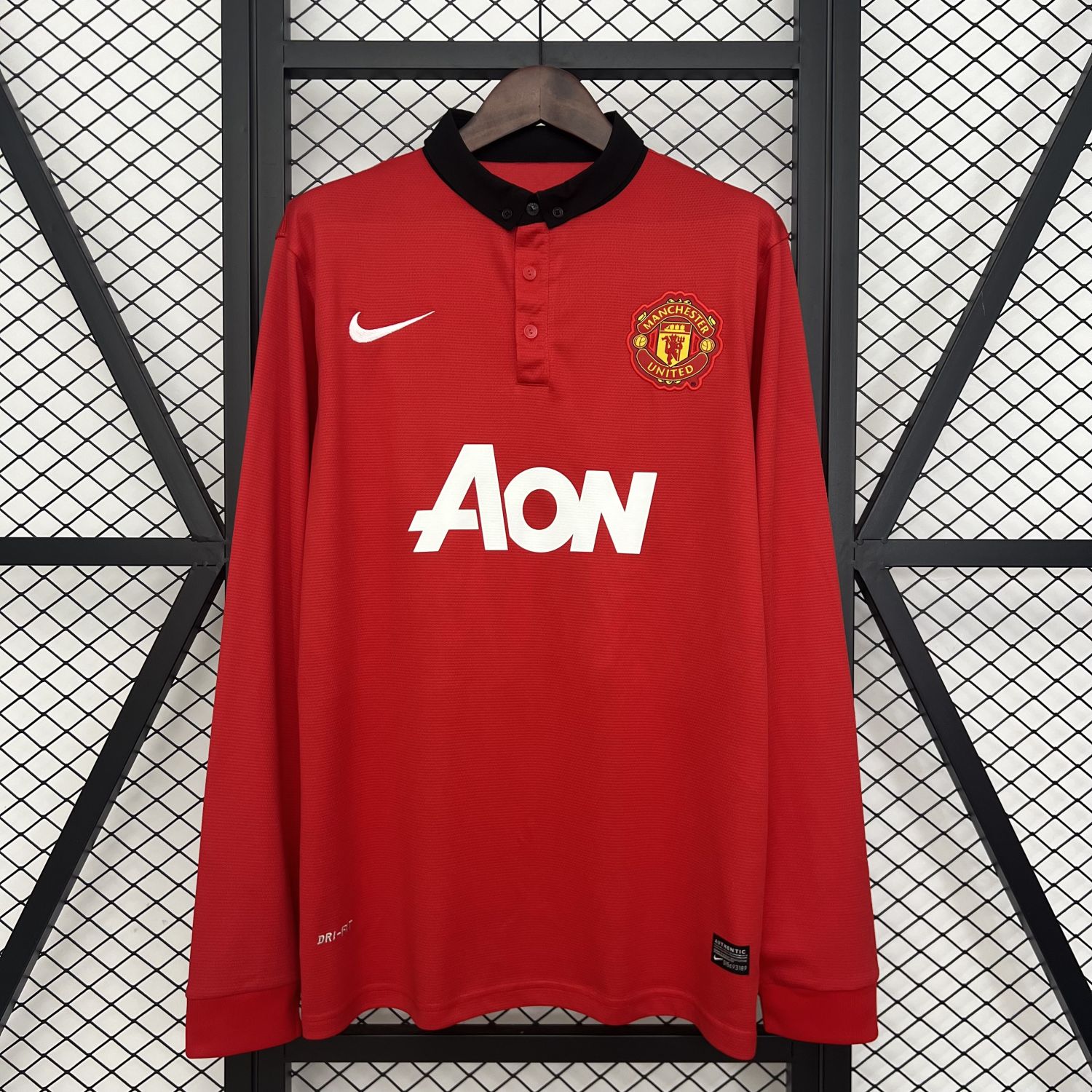Manchester United 13/14 home Retro Long Sleeve jersey kit