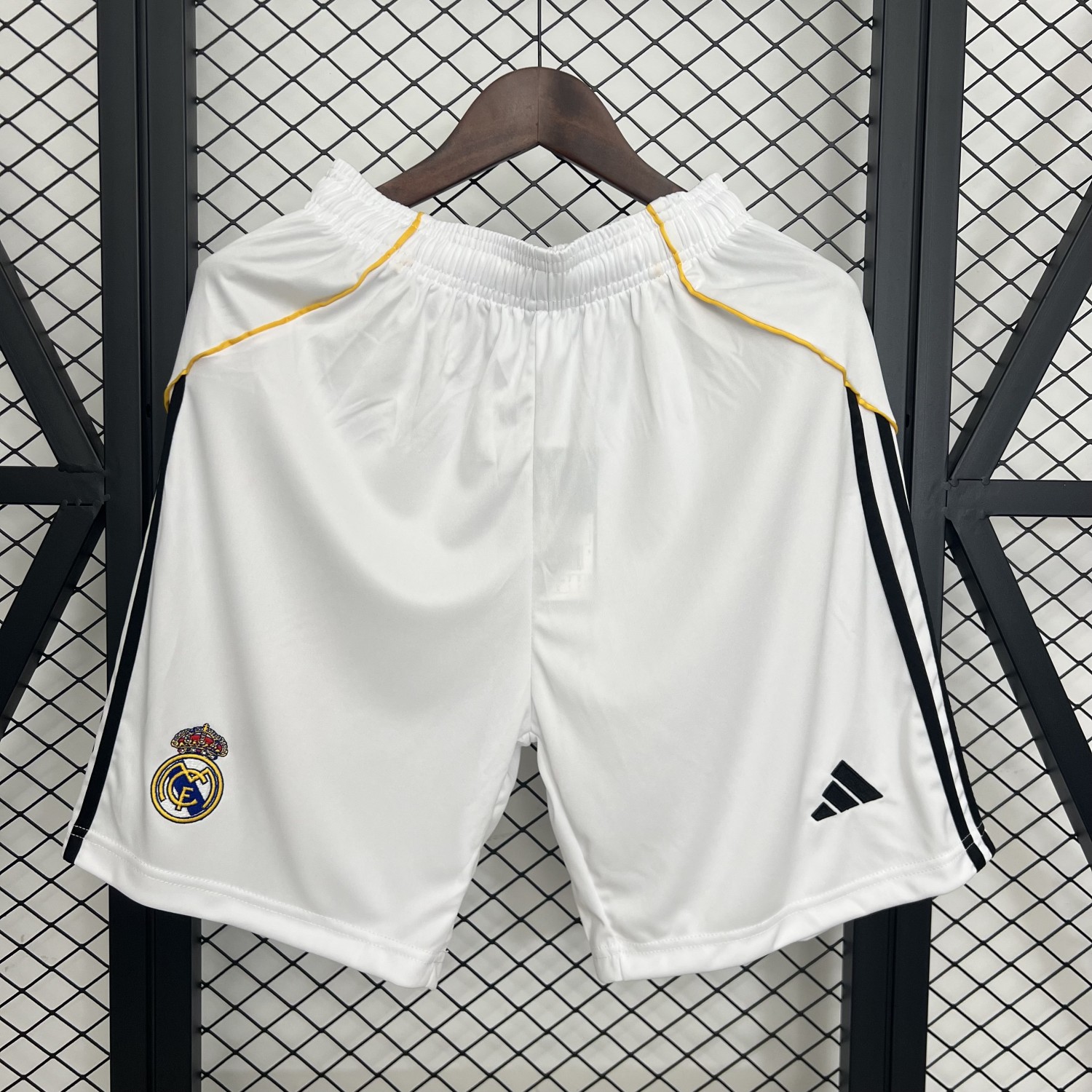 Real Madrid 25/26 jersey kit shorts