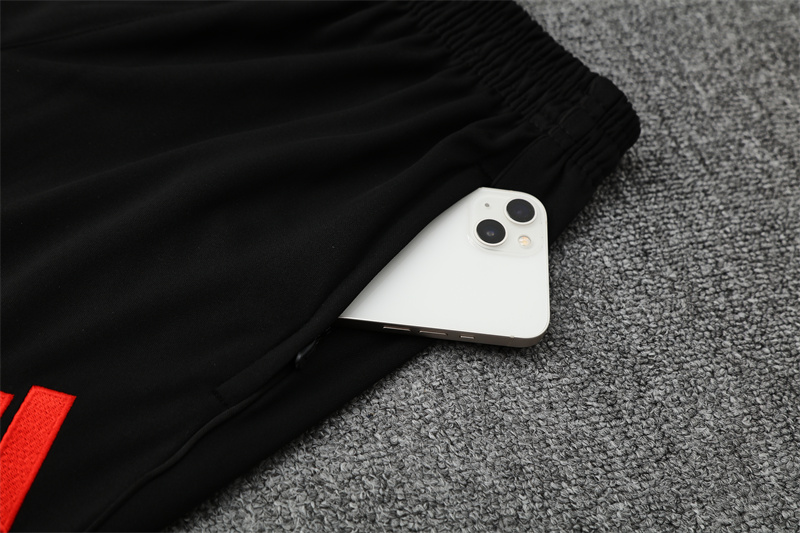 Liverpool 25/26 Tracksuit Training Man/Kids