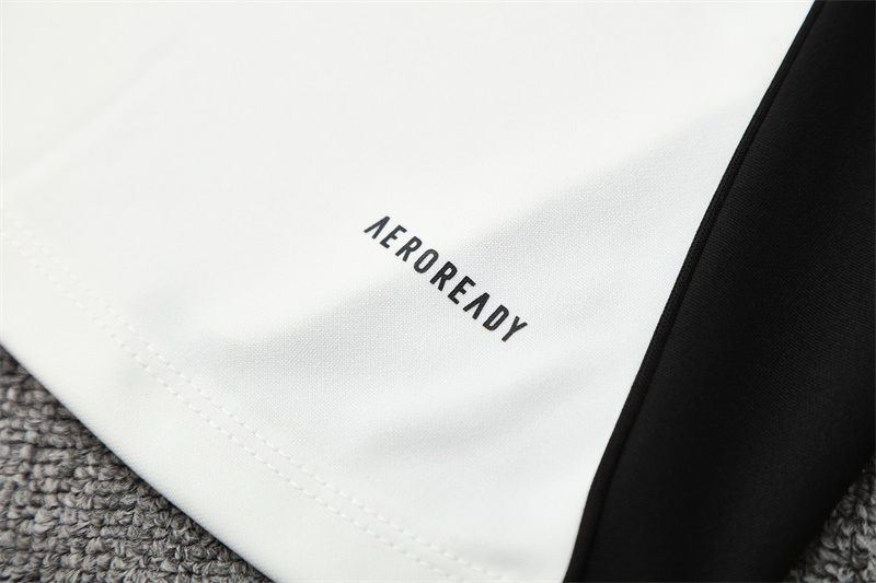 Liverpool 25/26 Tracksuit Training Man/Kids