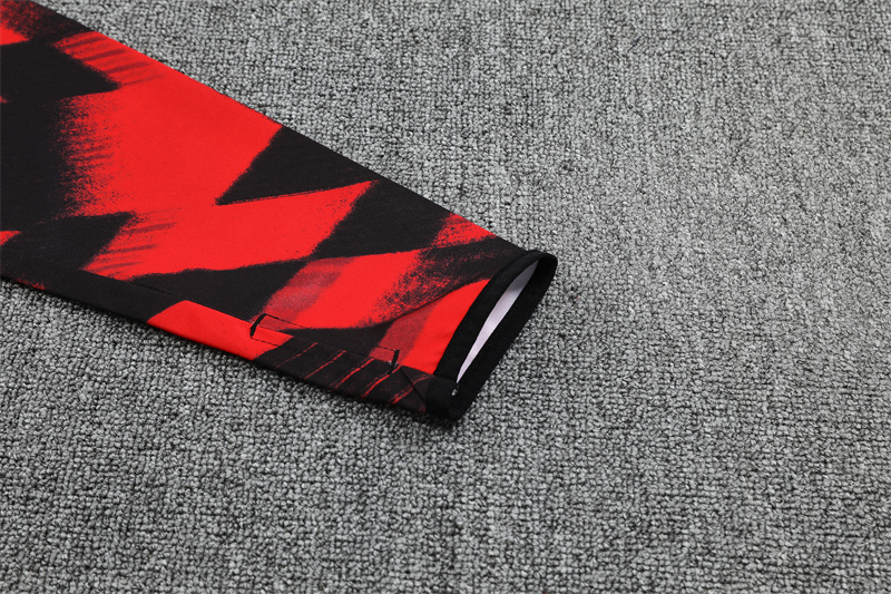 Manchester United 25/26 Tracksuit Training Man/Kids