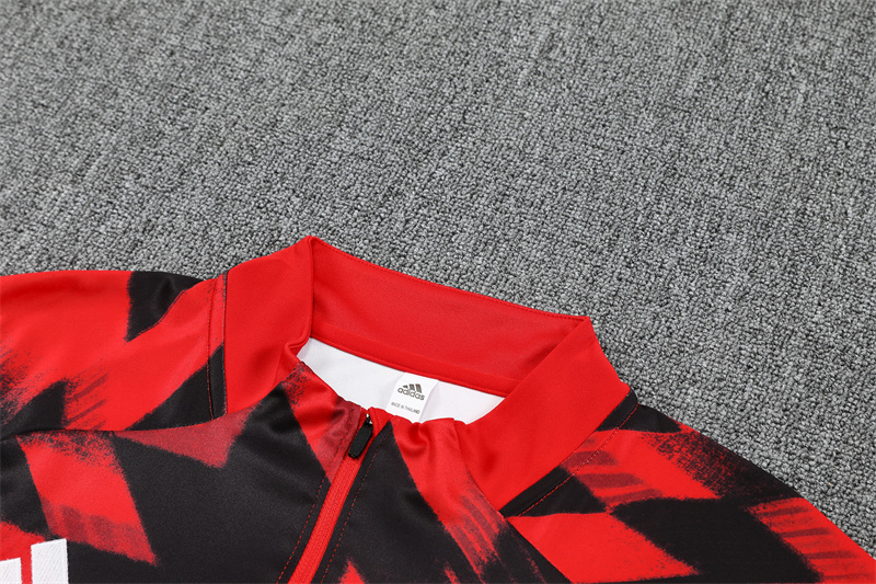 Manchester United 25/26 Tracksuit Training Man/Kids