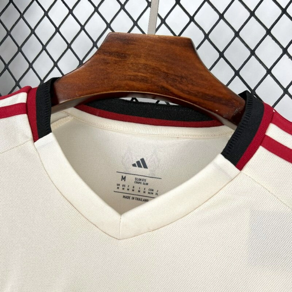 Liverpool 25/26 away Long sleeves jersey kit