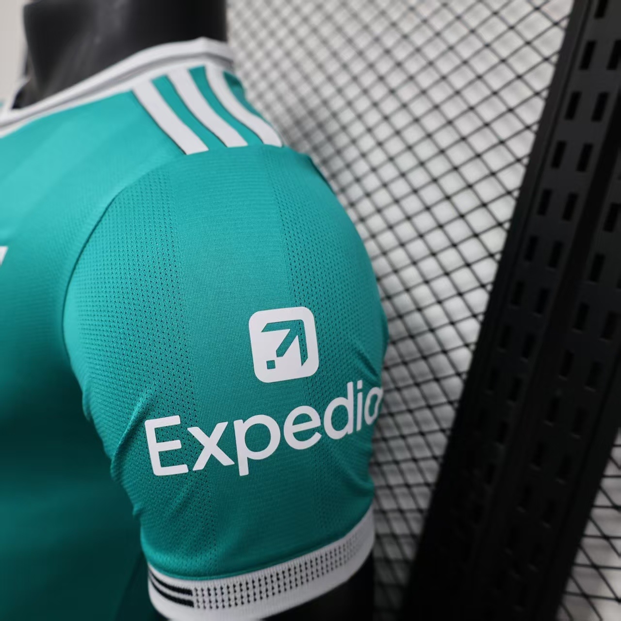 Liverpool 25/26 third player jersey kit shirt