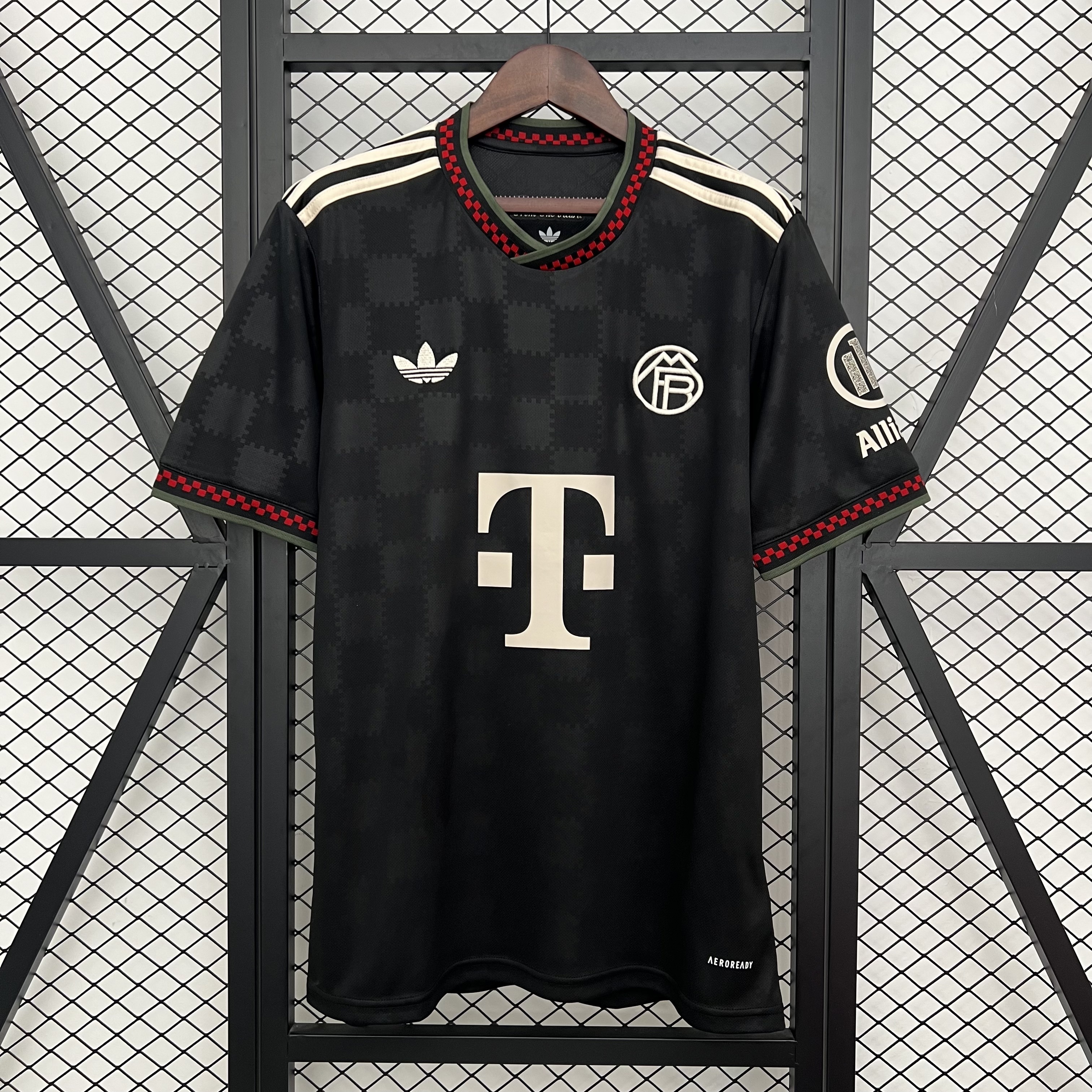 Bayern Munich 25/26 third jersey kit shirt