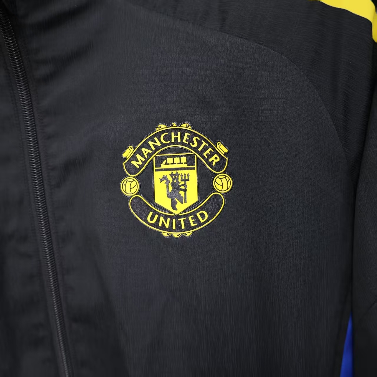 Manchester United 25/26 Windbreaker