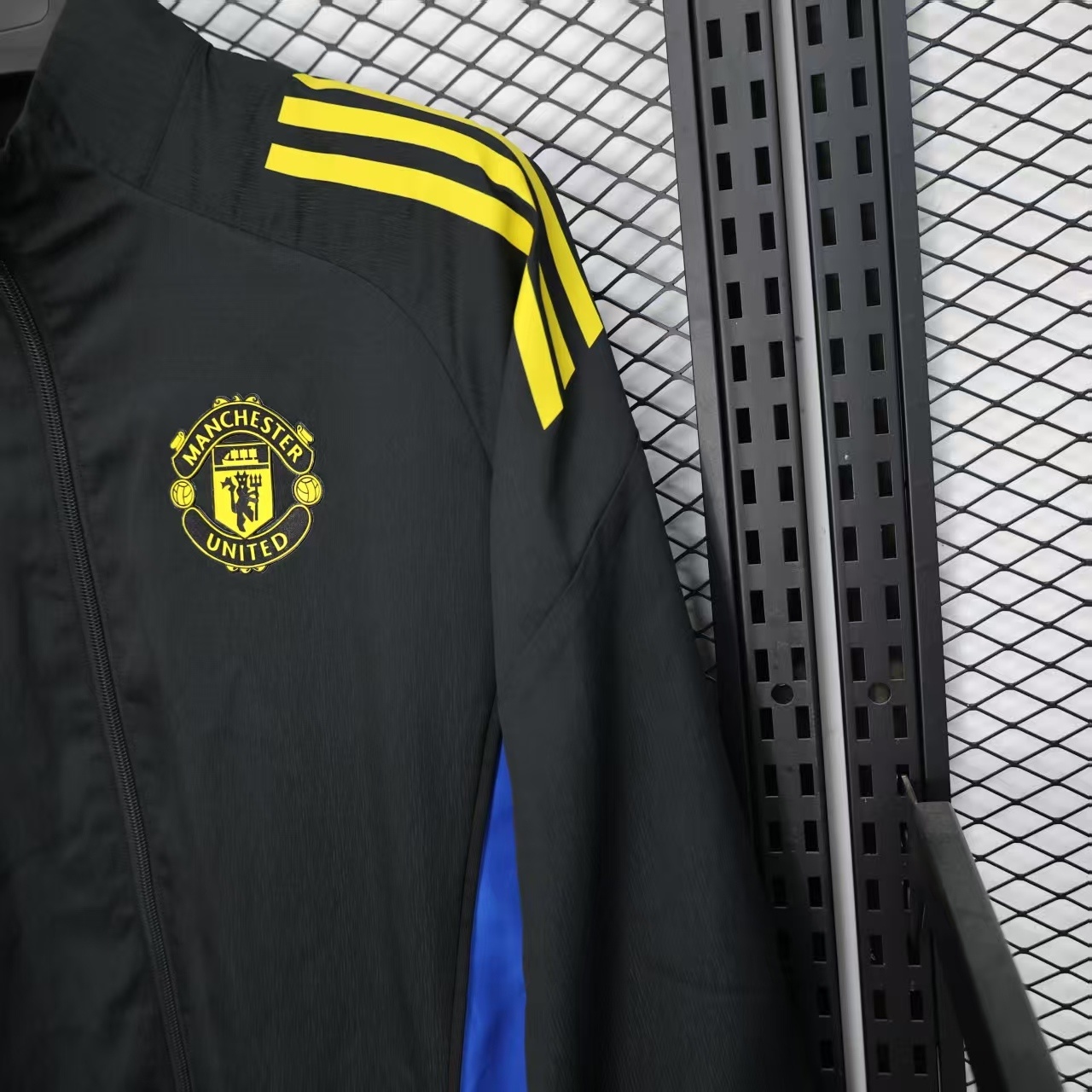 Manchester United 25/26 Windbreaker