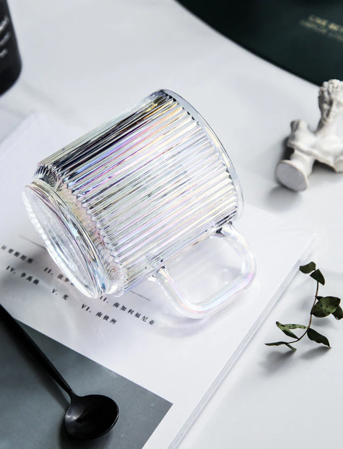 Vintage Style Rainbow Drinking Glass with Lid