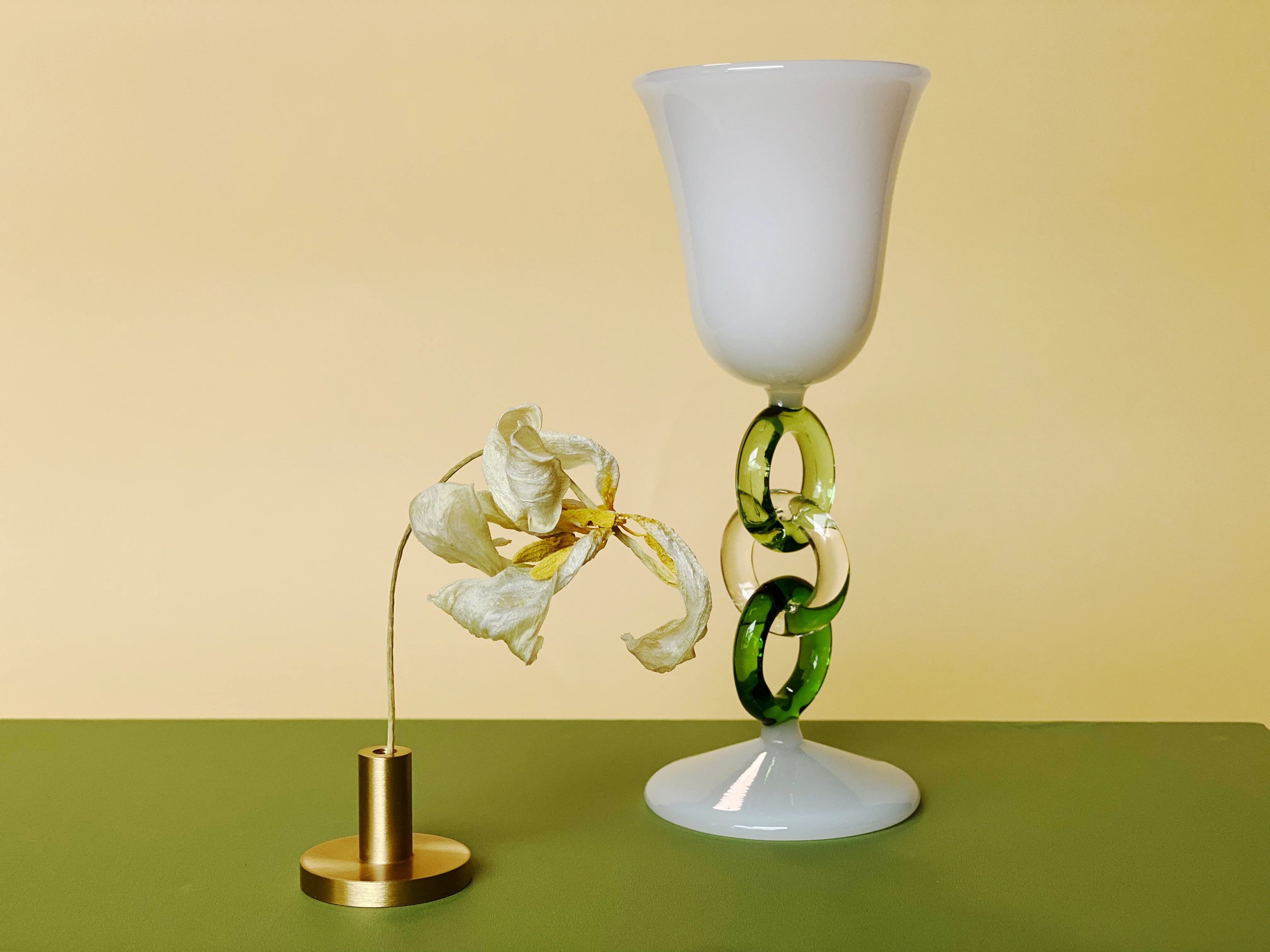 Limited Edition - LINK Collection Elegant Handcrafted Green LINK Wine Glass