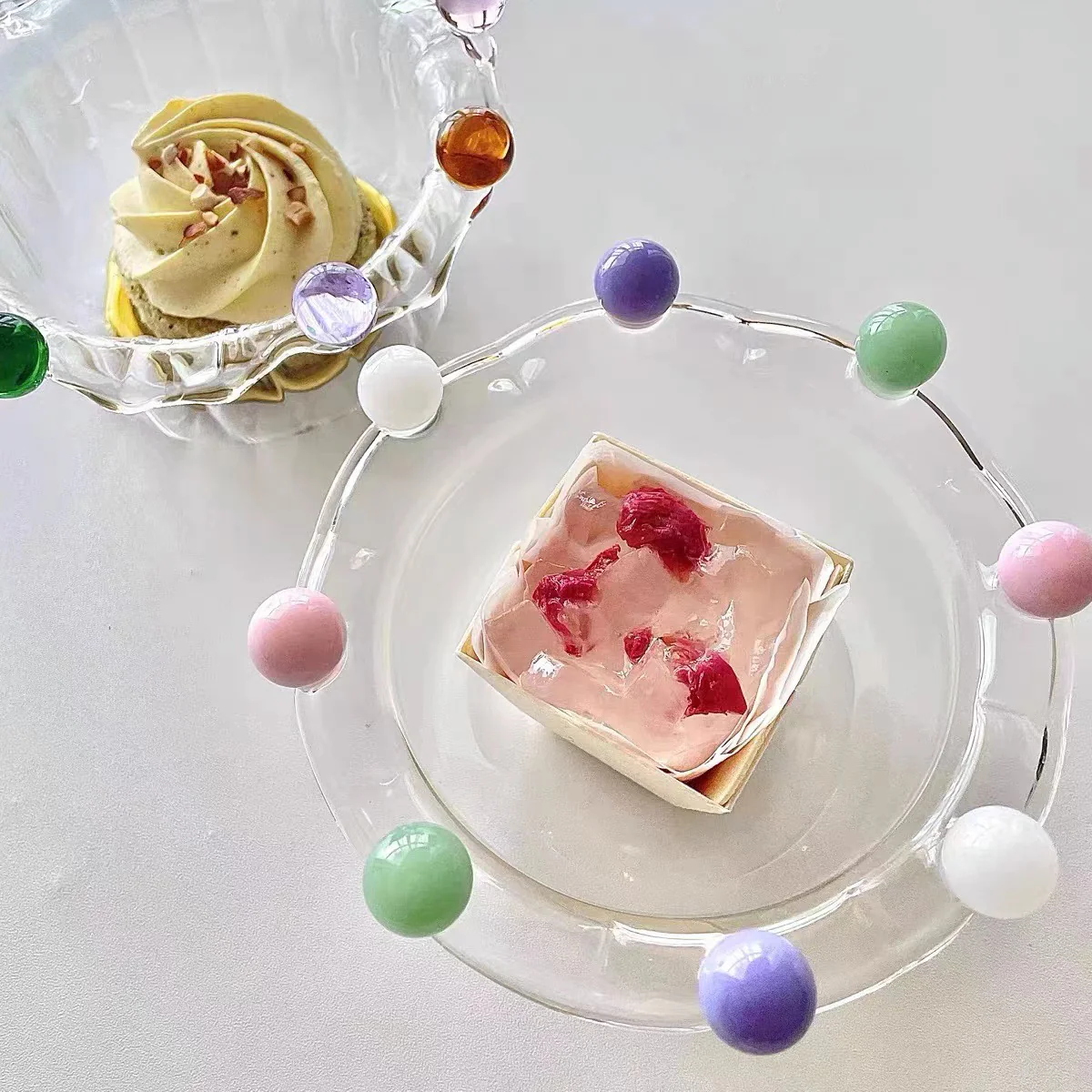 Wavy Flower Shaped Glass Dessert Bowl with Colorful Beads