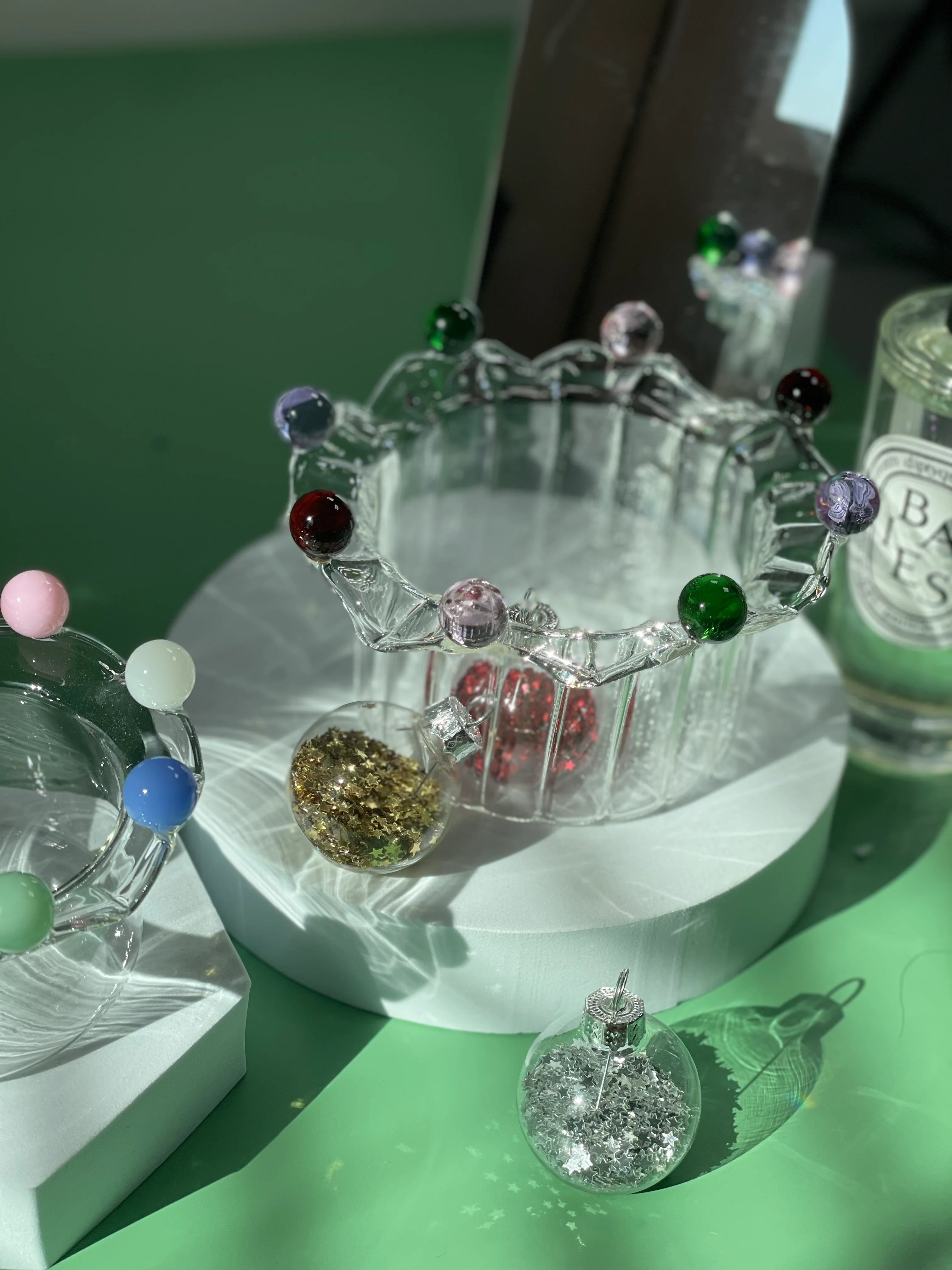 Wavy Flower Shaped Glass Dessert Bowl with Colorful Beads